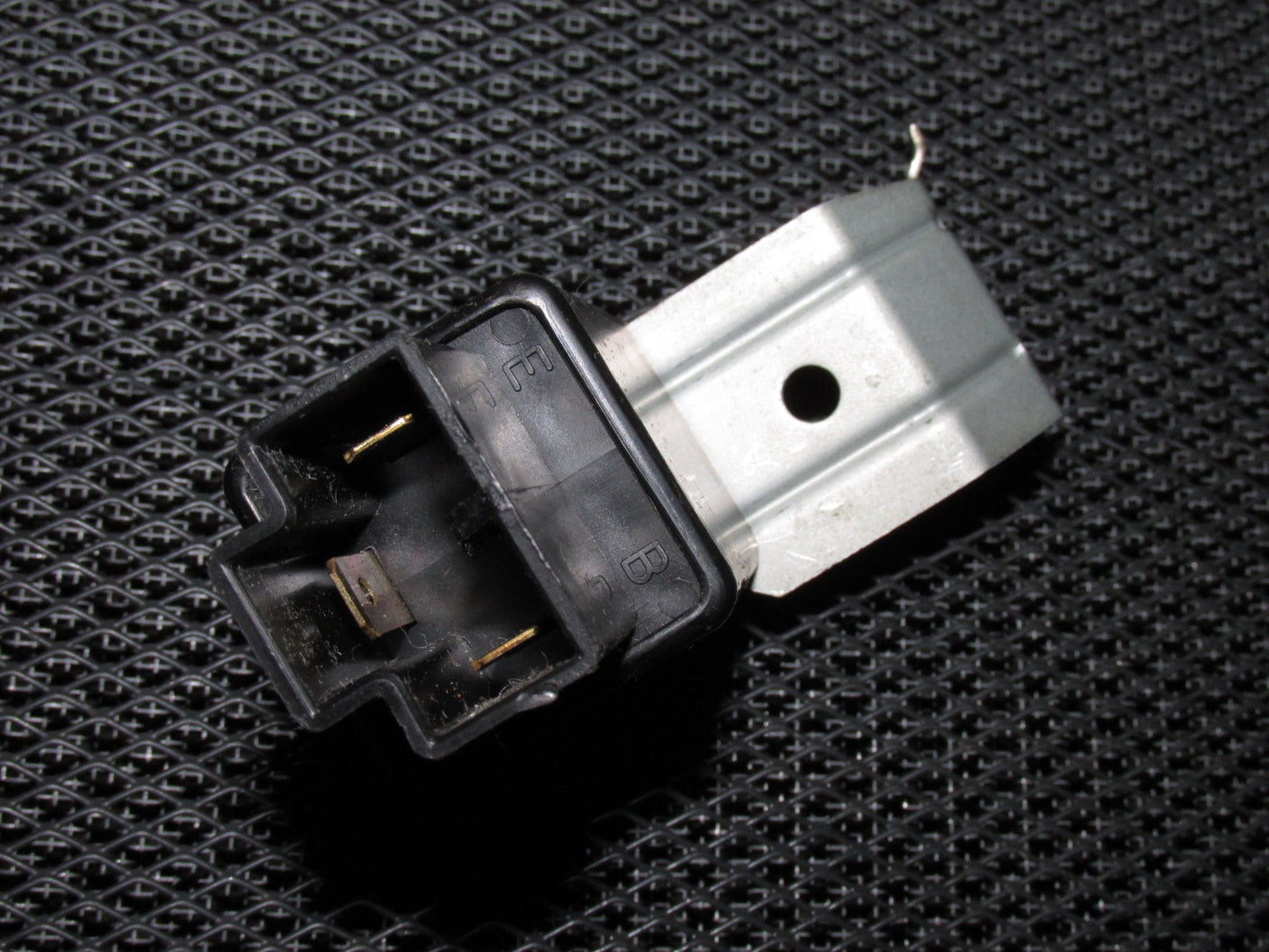 90 91 92 93 94 95 96 Nissan 300zx OEM Flasher Unit Relay - 28731-89960