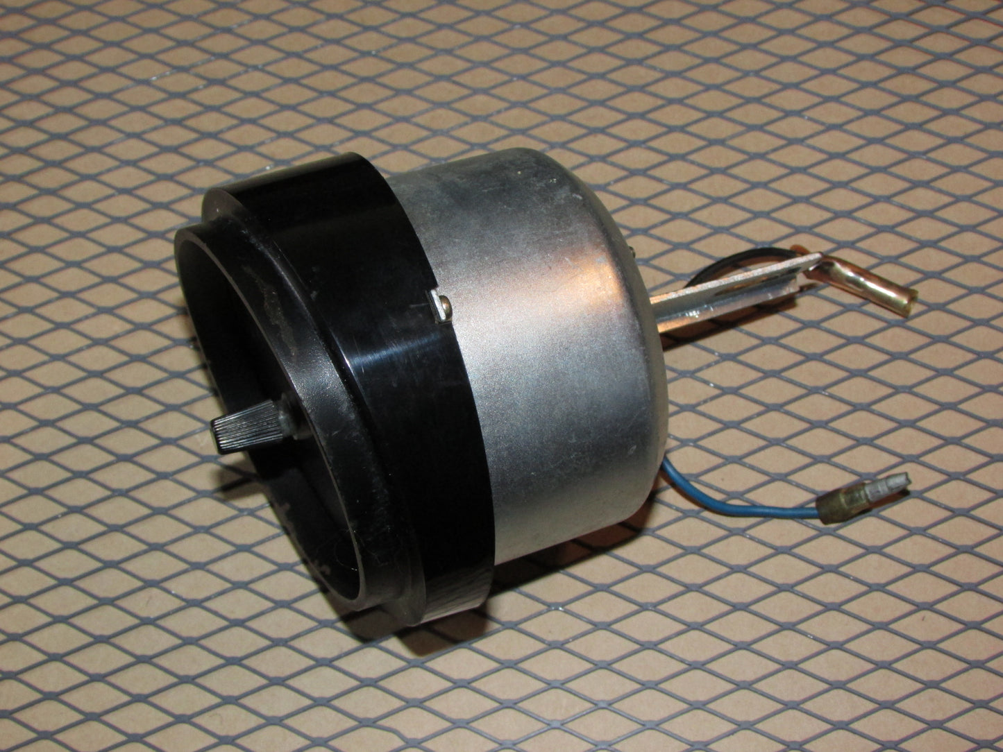 70 71 72 73 Datsun 240z OEM Dash Analog Clock