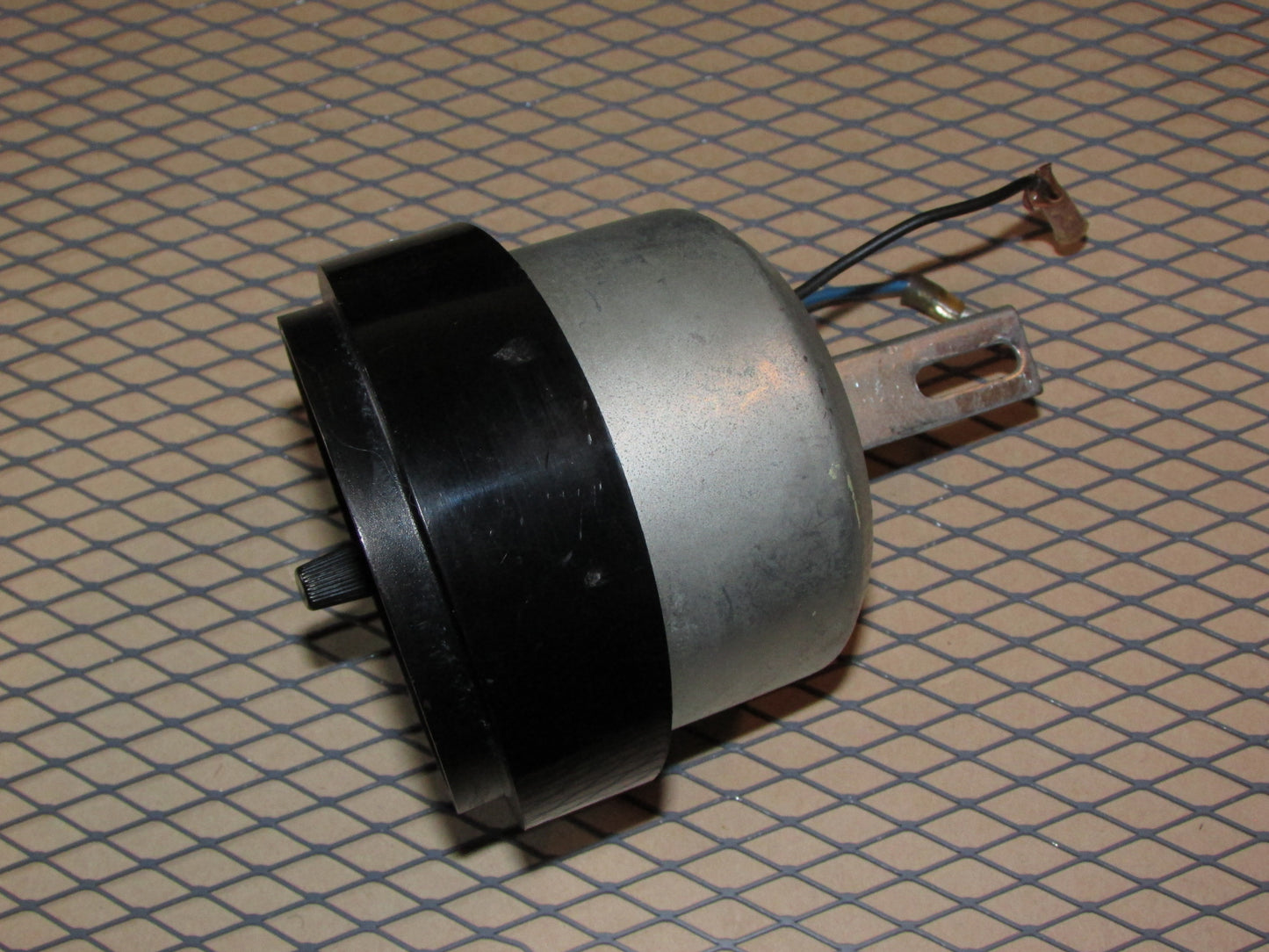 70 71 72 73 Datsun 240z OEM Dash Analog Clock