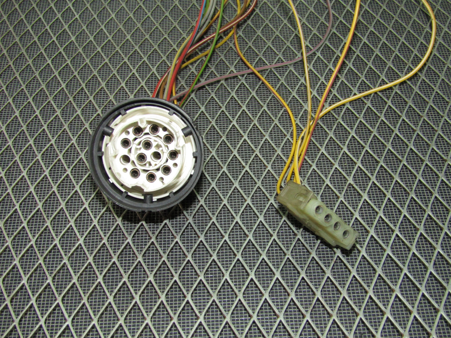 1992-1995 BMW 325 Sedan OEM Headlight Switch Pigtail Harness