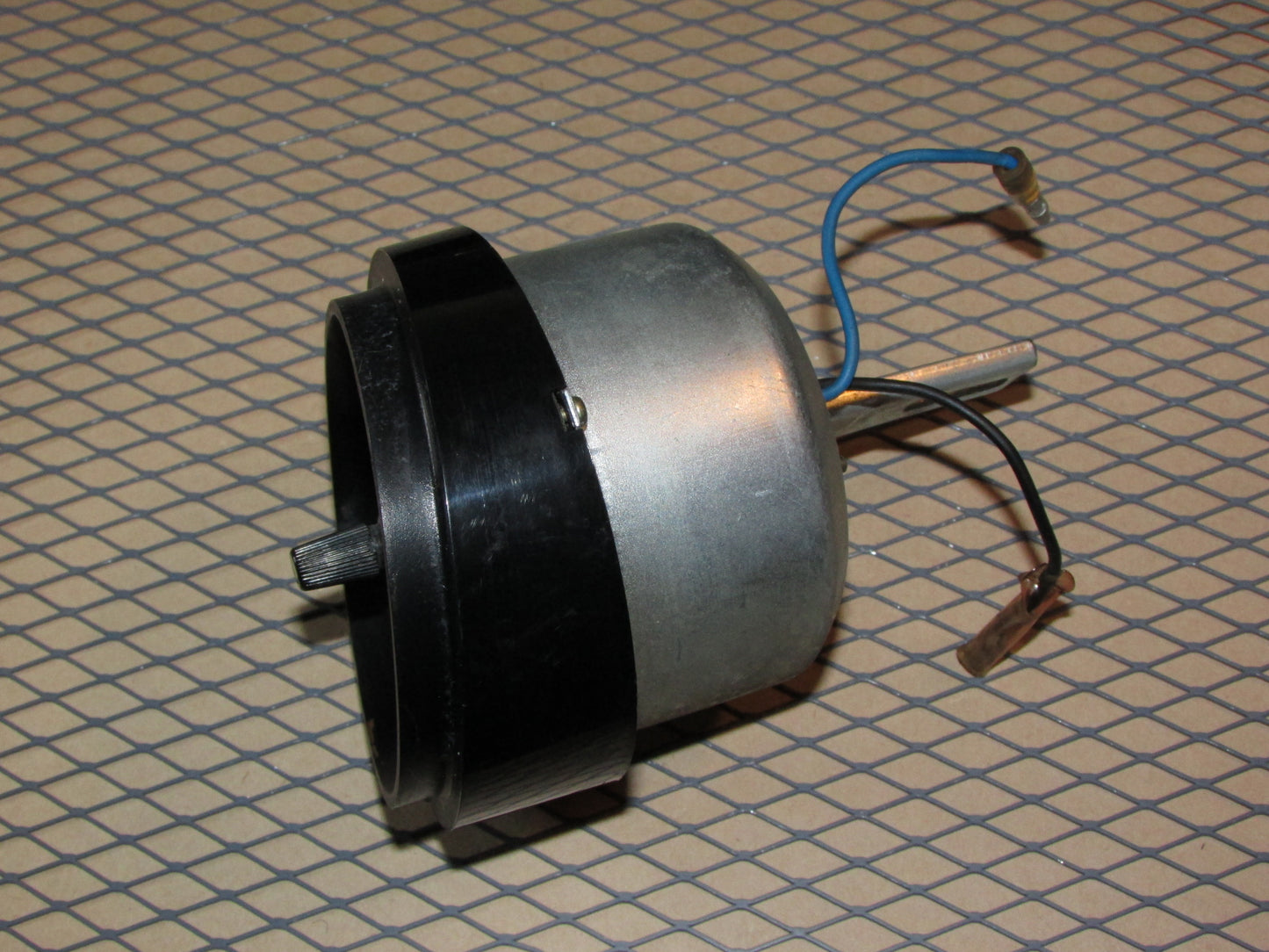 70 71 72 73 Datsun 240z OEM Dash Analog Clock