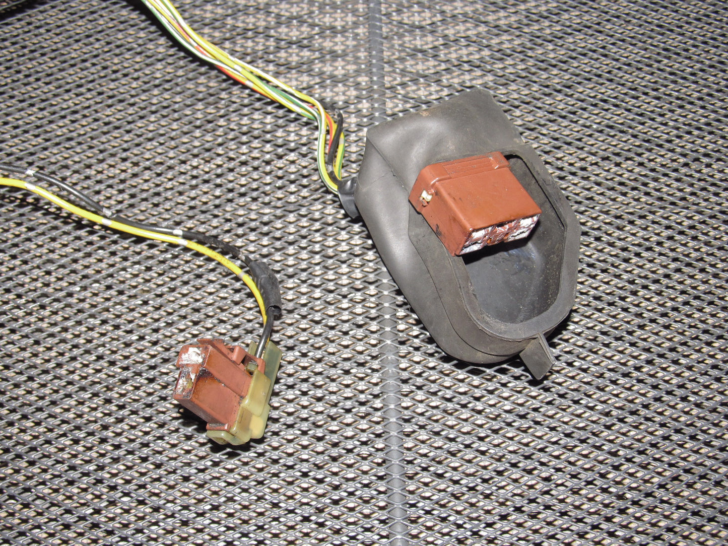 92 93 94 95 96 Honda Prelude OEM Fuel Pump Sending & Floater Unit Pigtail Harness