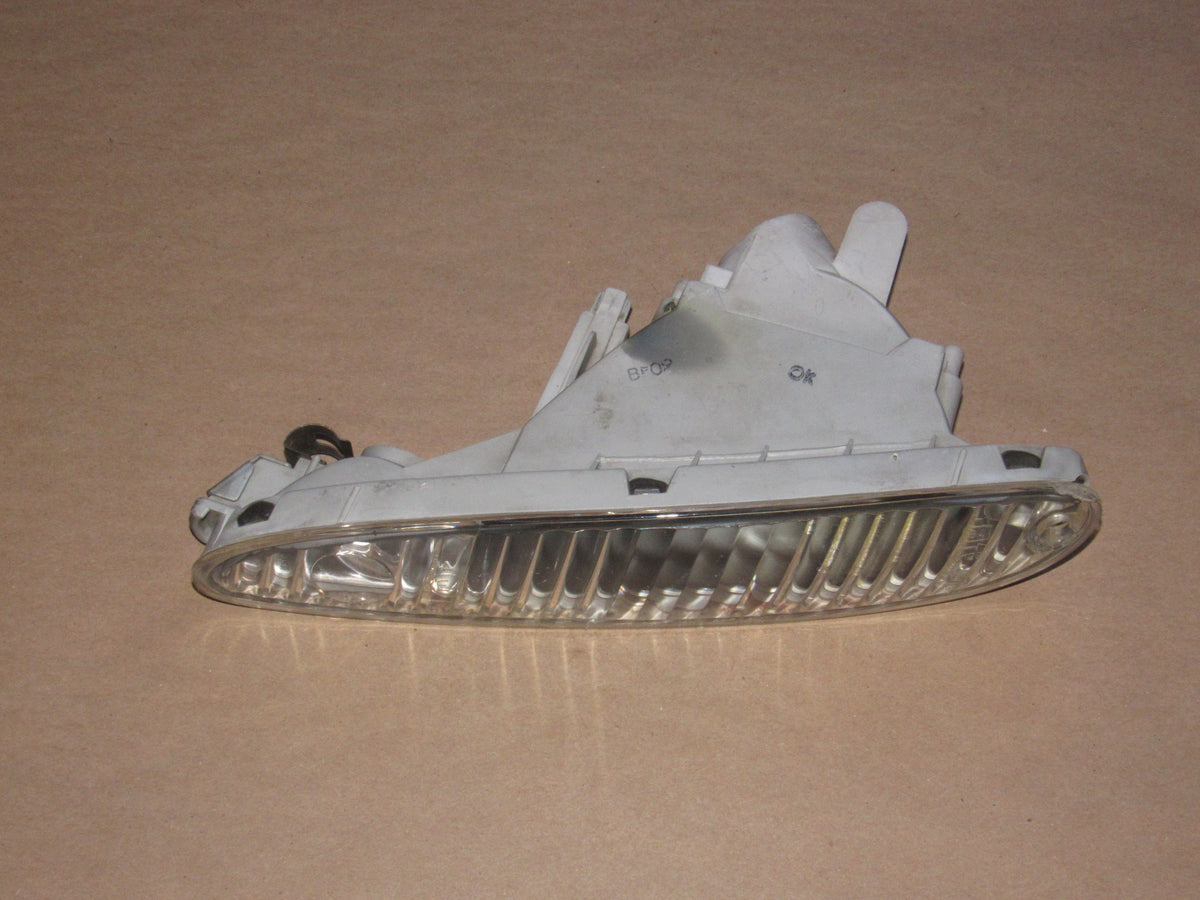 93 94 95 Mazda RX7 OEM Front Bumper Turn Signal Light Lamp - Left