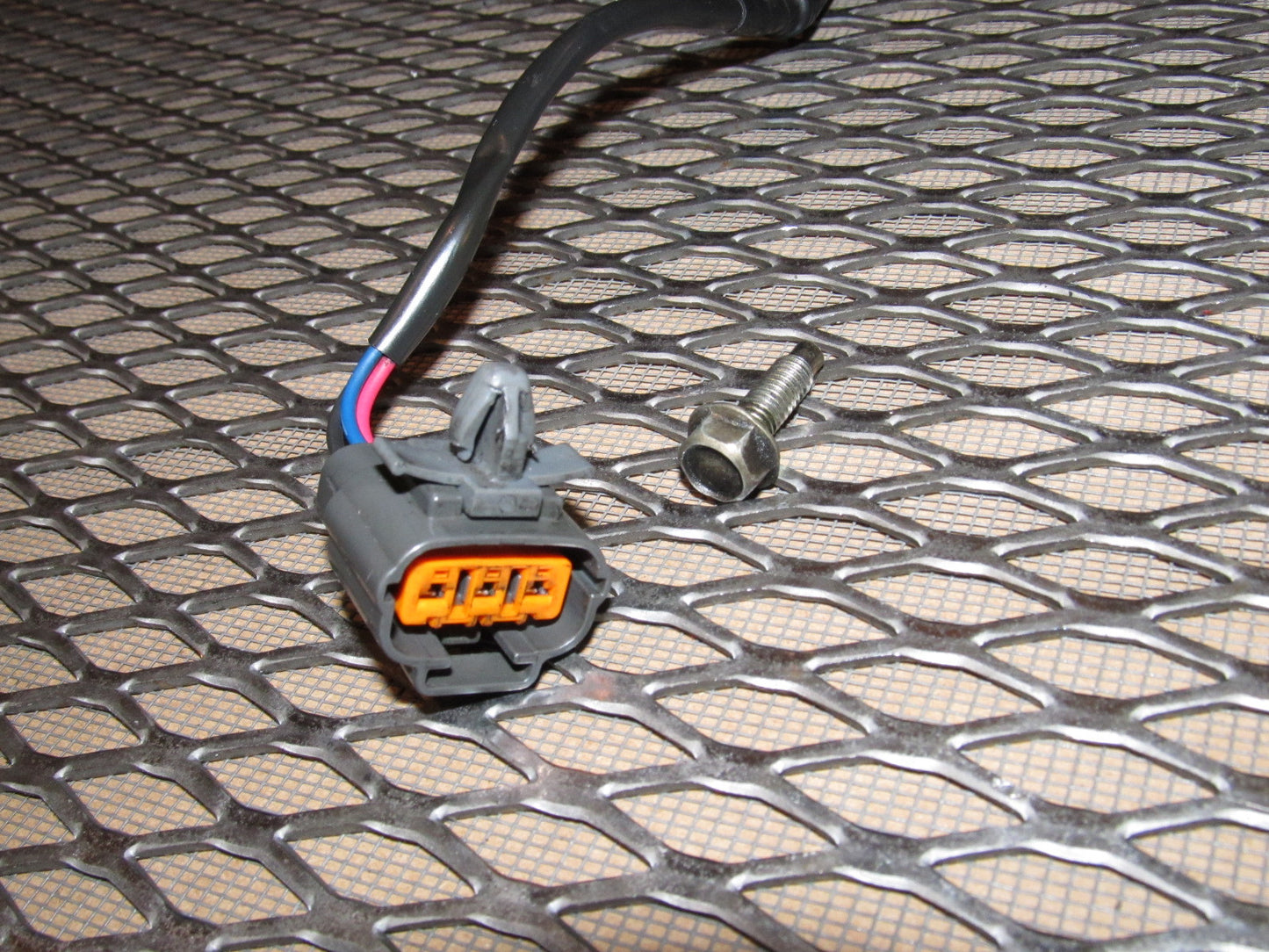 99 00 Mazda Miata OEM Crankshaft Crank Sensor