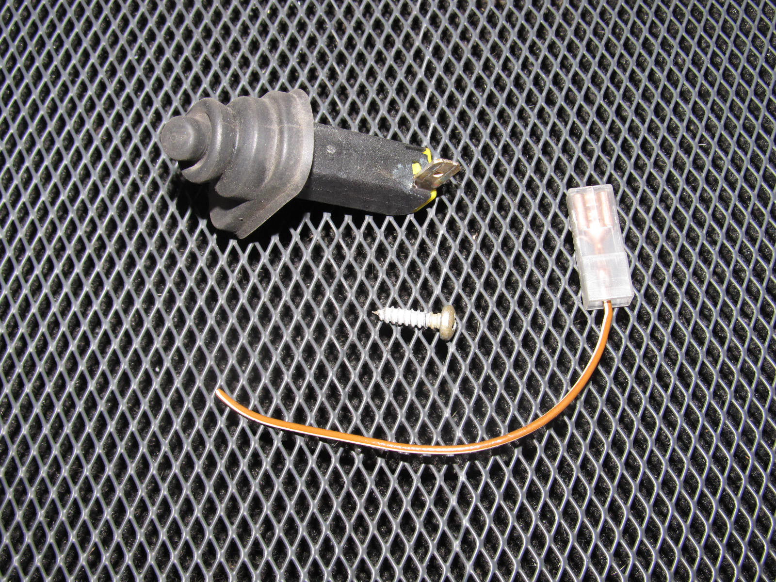 96-01 Audi A4 OEM Rear Door Ajar Switch