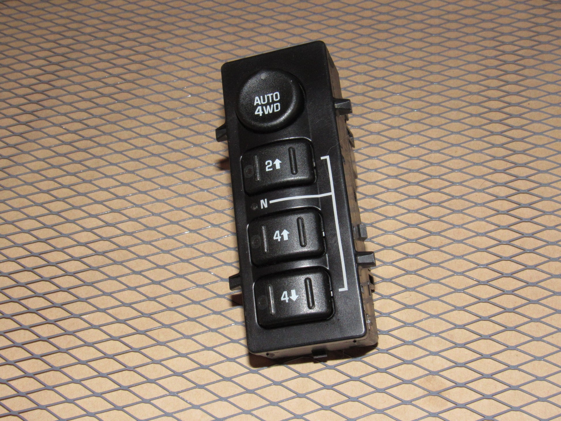 03 04 05 06 Chevrolet Tahoe OEM Auto 4WD 2WD Transfer Case Switch