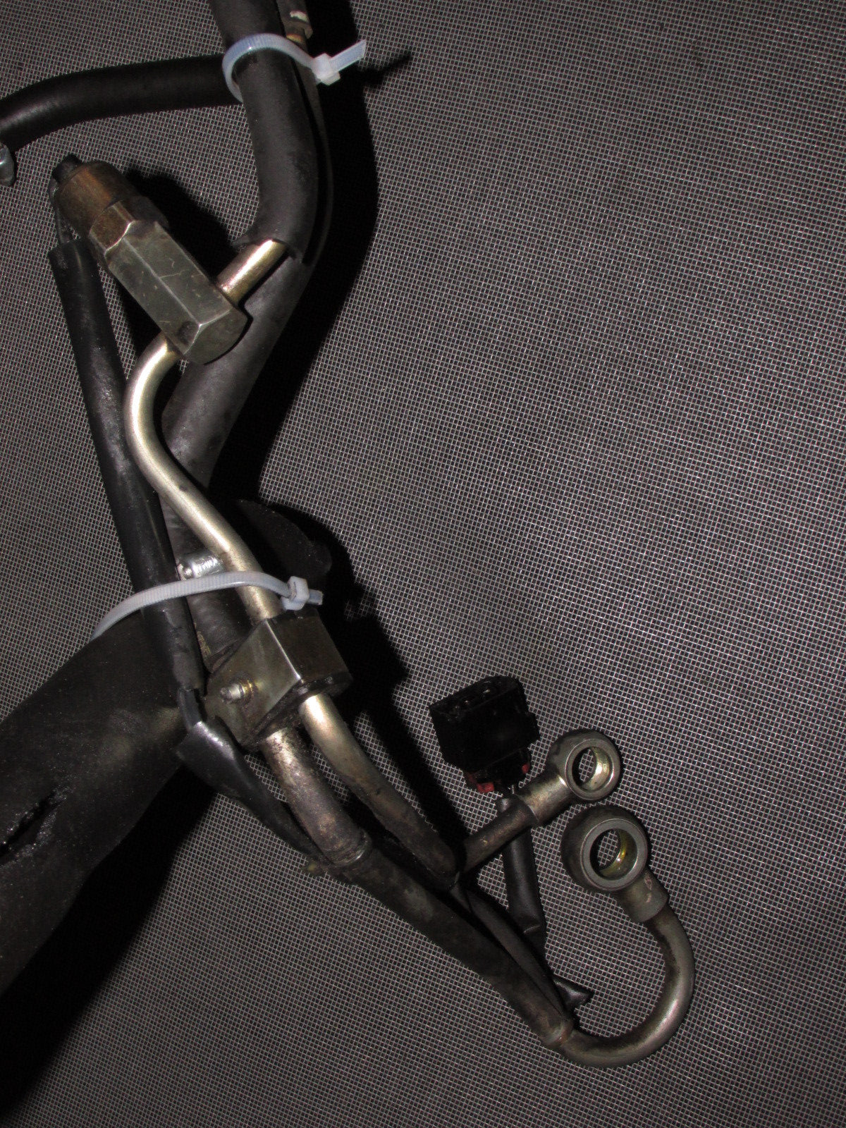 90 91 92 93 94 95 96 Nissan 300zx OEM Power Steering Hose