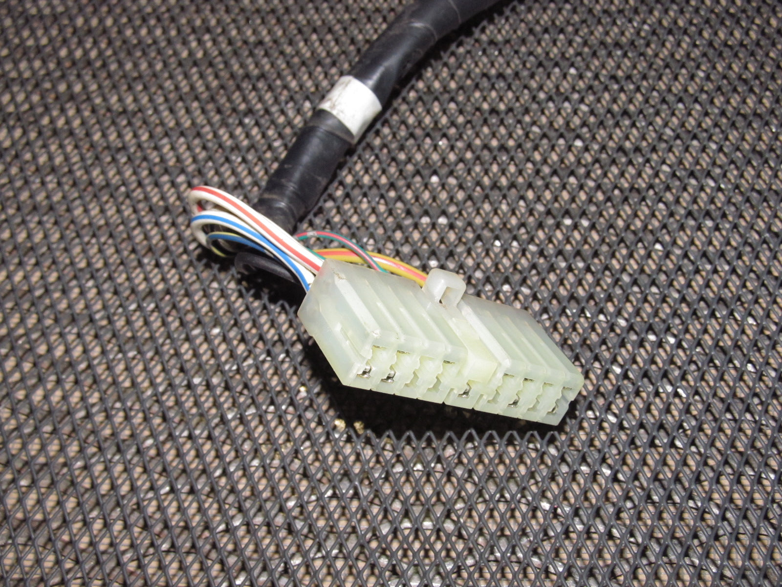 89-91 Mazda RX7 OEM Automatic Adjusting Suspension Unit Pigtail Harness