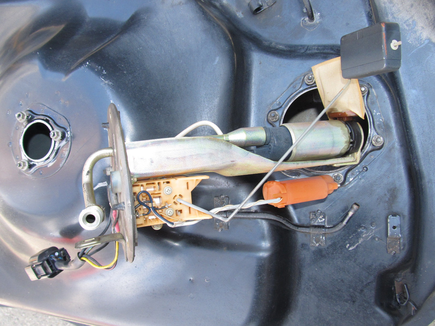94 95 96 97 Mitsubishi 3000GT NA OEM Fuel Pump & Sending Unit