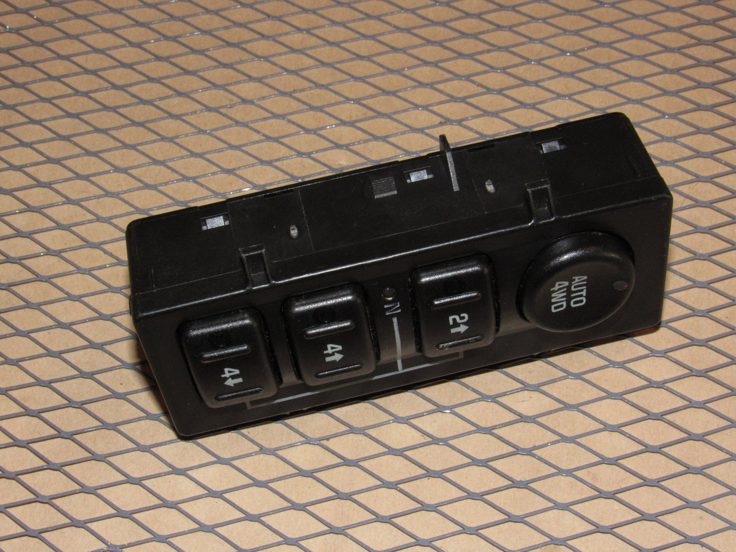 03 04 05 06 Chevrolet Silverado OEM Auto 4WD 2WD Transfer Case Switch