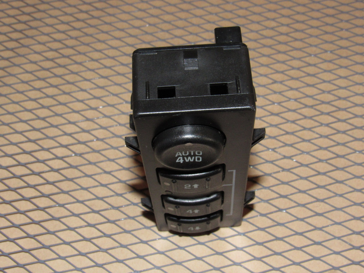 03 04 05 06 Chevrolet Silverado OEM Auto 4WD 2WD Transfer Case Switch
