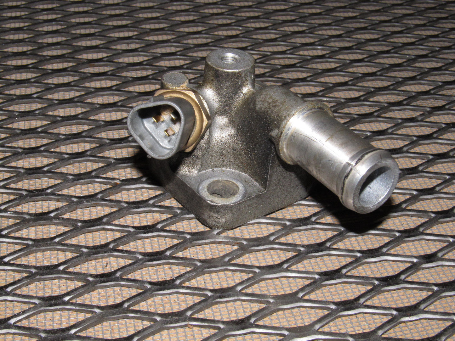 99 00 Mazda Miata OEM Engine Heater Core Water Neck