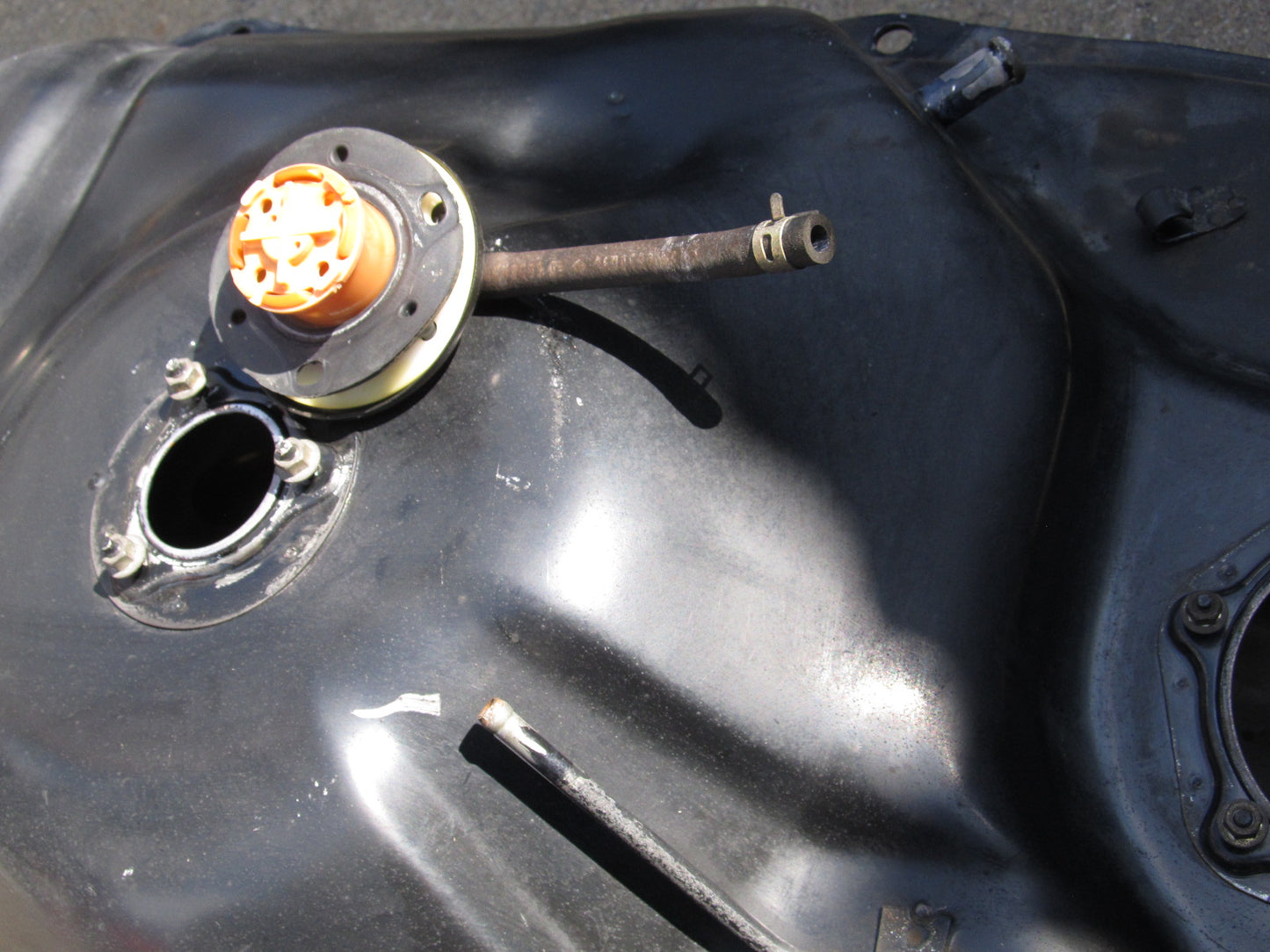 94 95 96 97 Mitsubishi 3000GT NA OEM Gas Tank Evap Valve