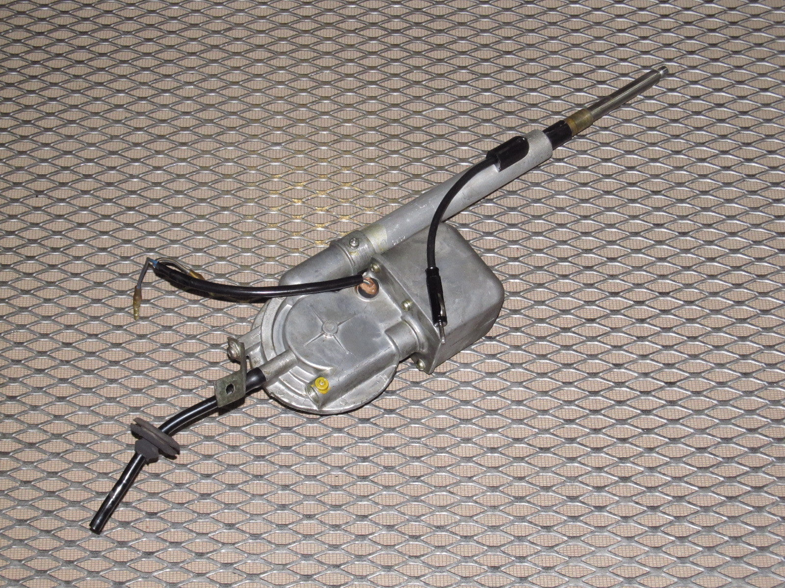 72 73 Datsun 240z OEM Power Antenna