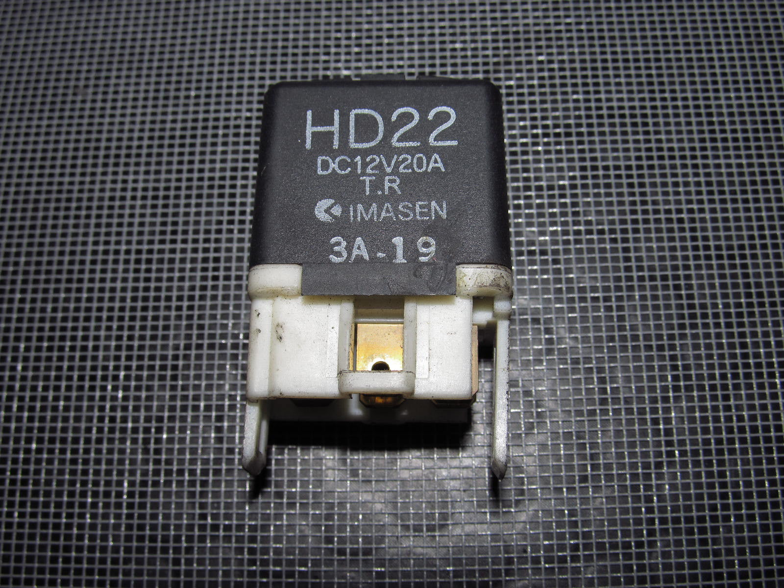 Mazda Relay HD22 DC12V20A 3A-19