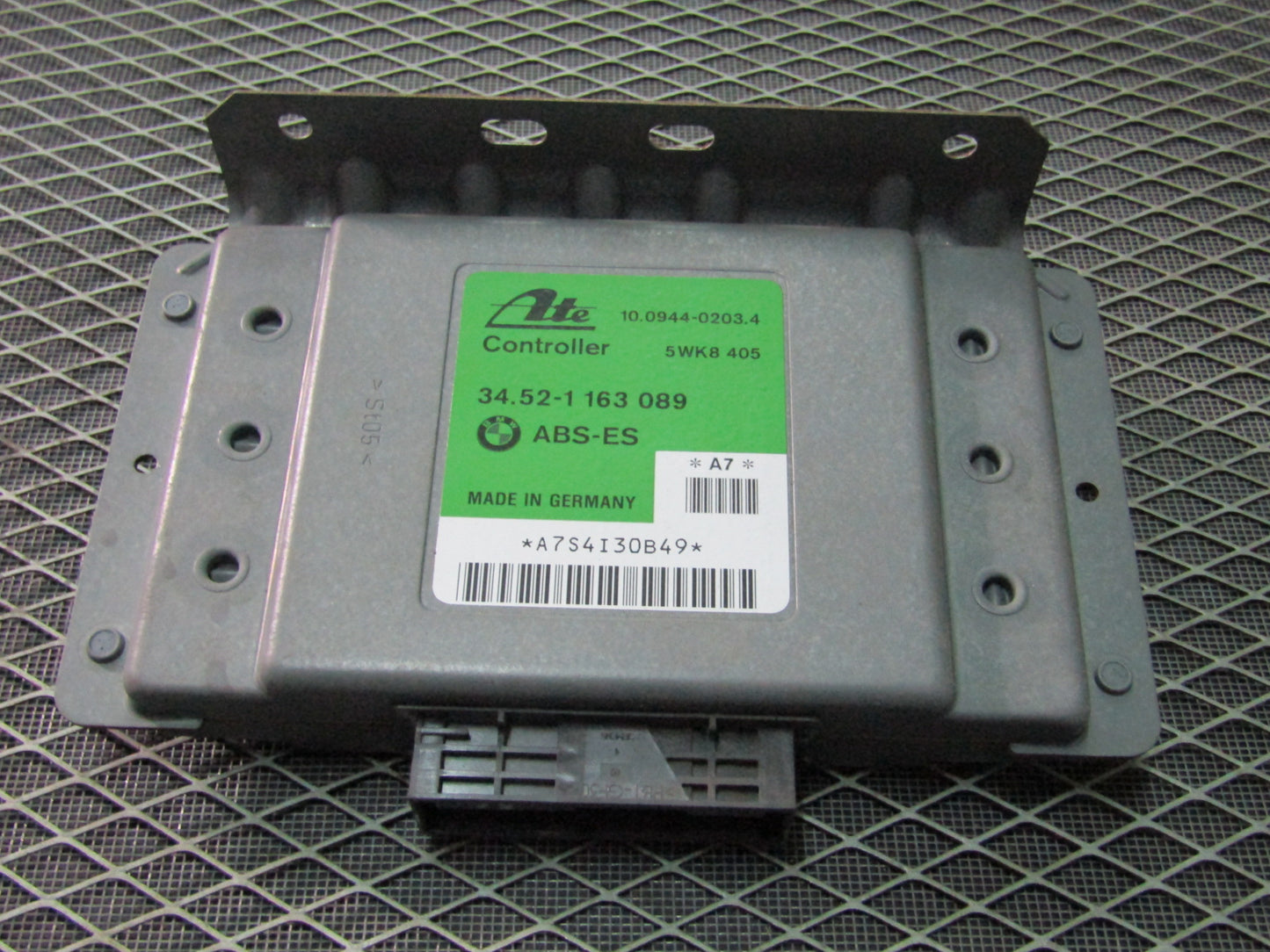 1992-1995 BMW 325 Sedan OEM ABS Computer Module - 34.52-1 163 089