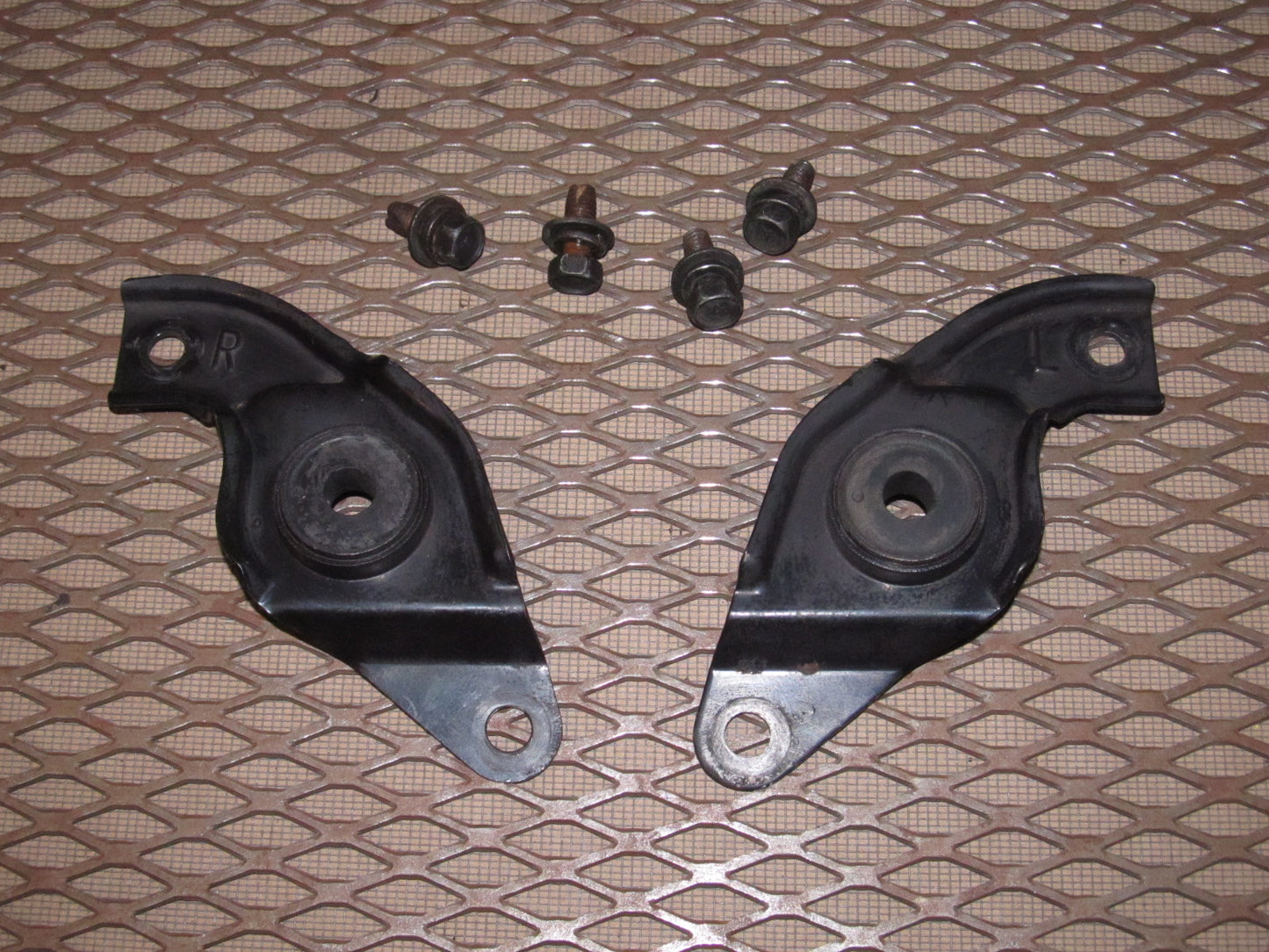 94 95 96 97 Mitsubishi 3000GT OEM Upper Radiator Holder Mounting Bracket