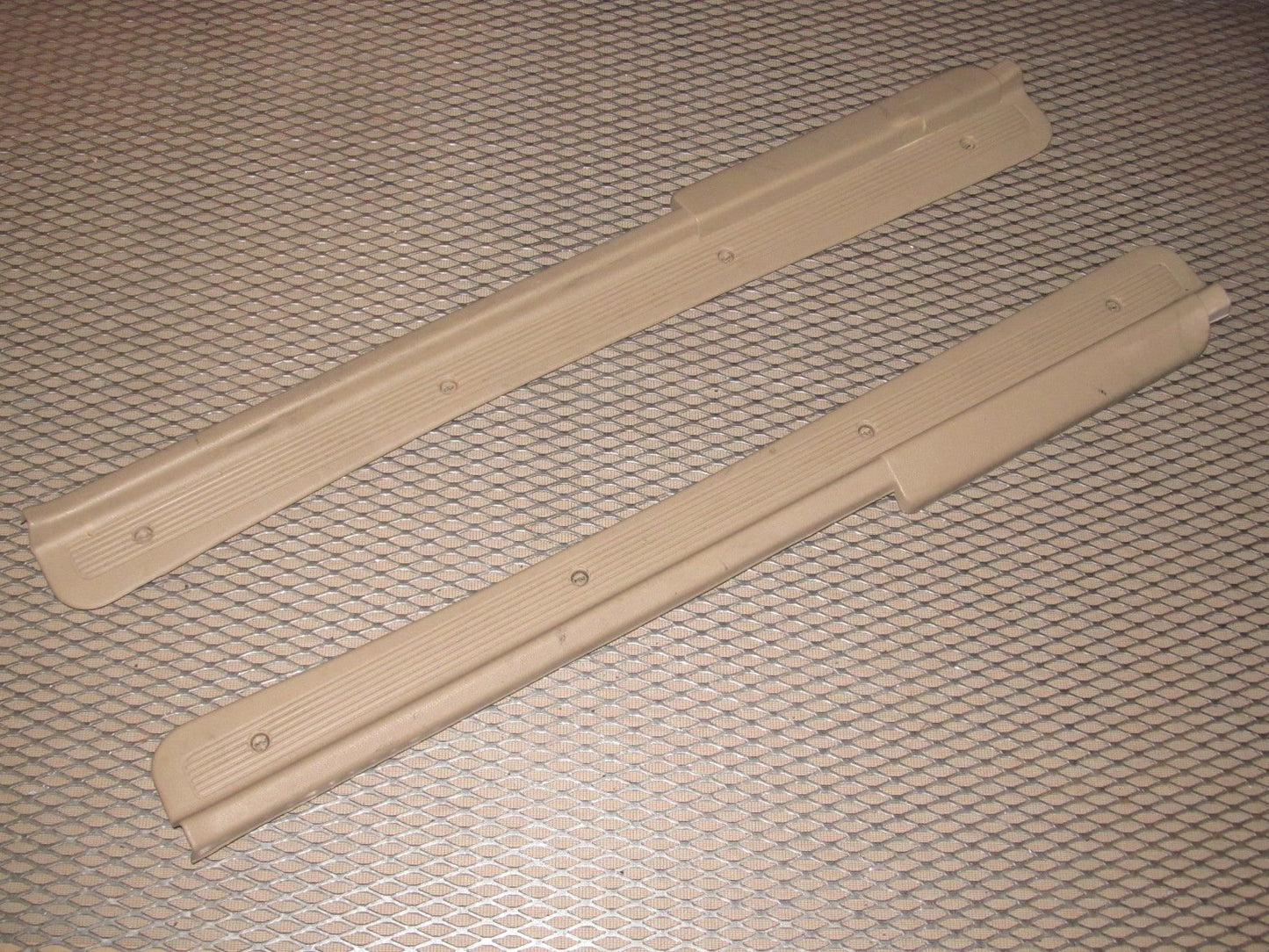 94 95 96 97 Mitsubishi 3000GT OEM Door Sills Cover