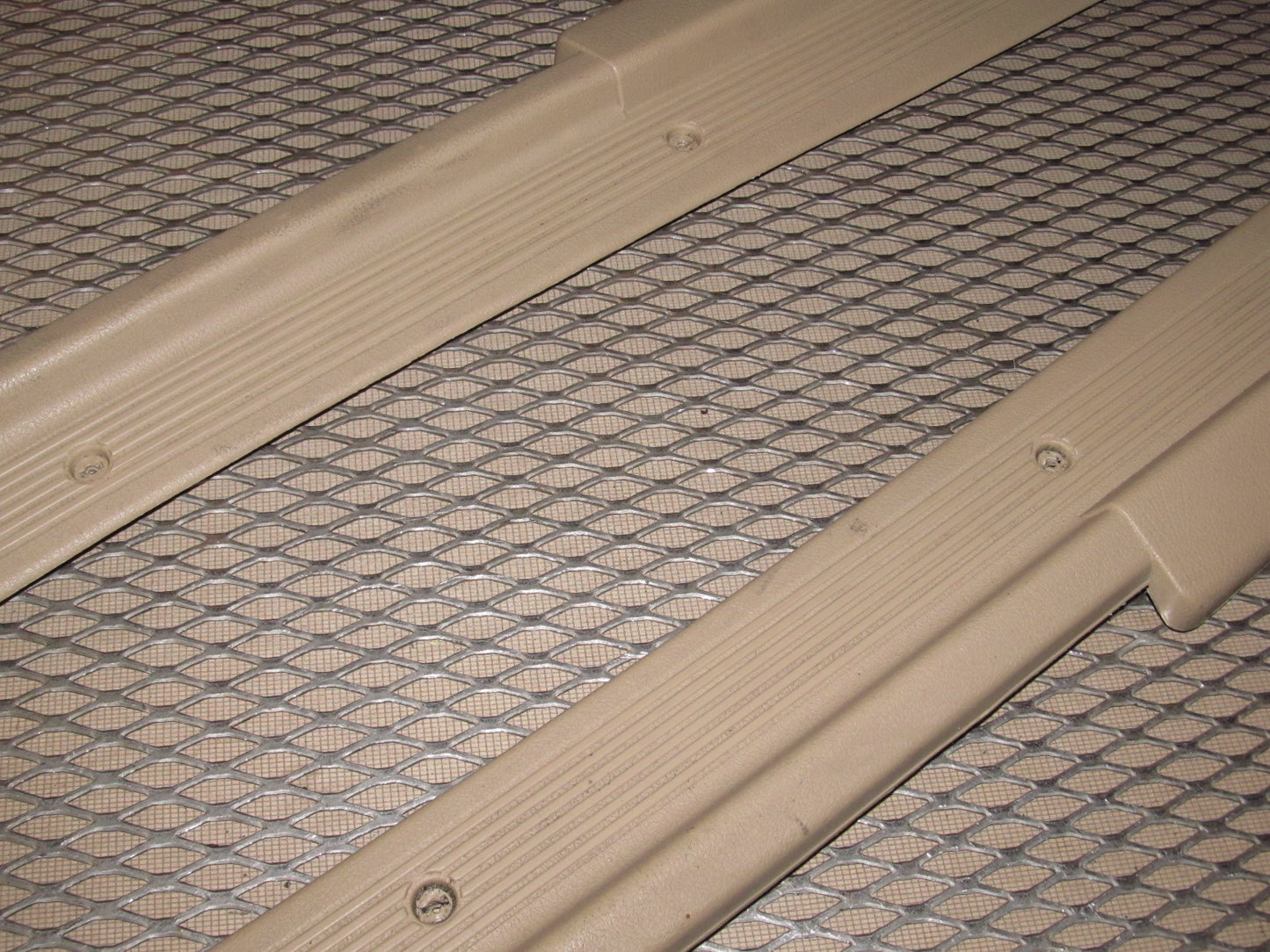 94 95 96 97 Mitsubishi 3000GT OEM Door Sills Cover