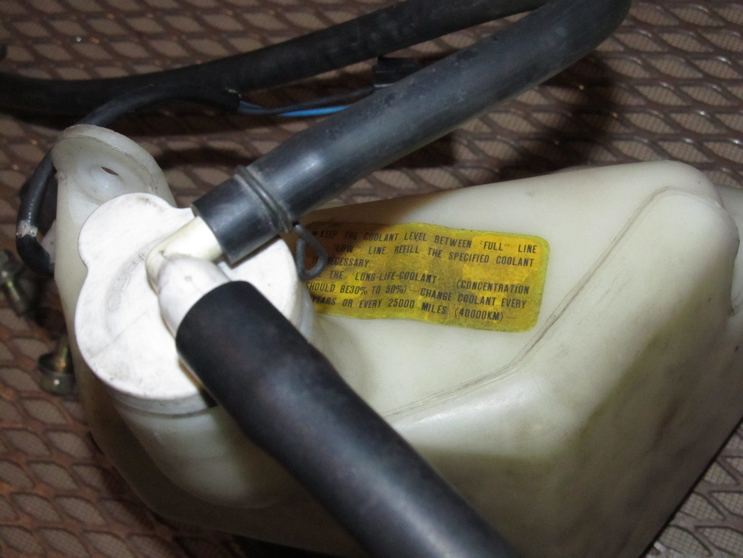 94 95 96 97 Mitsubishi 3000GT OEM Radiator Coolant Over Flow Tank Reservoir