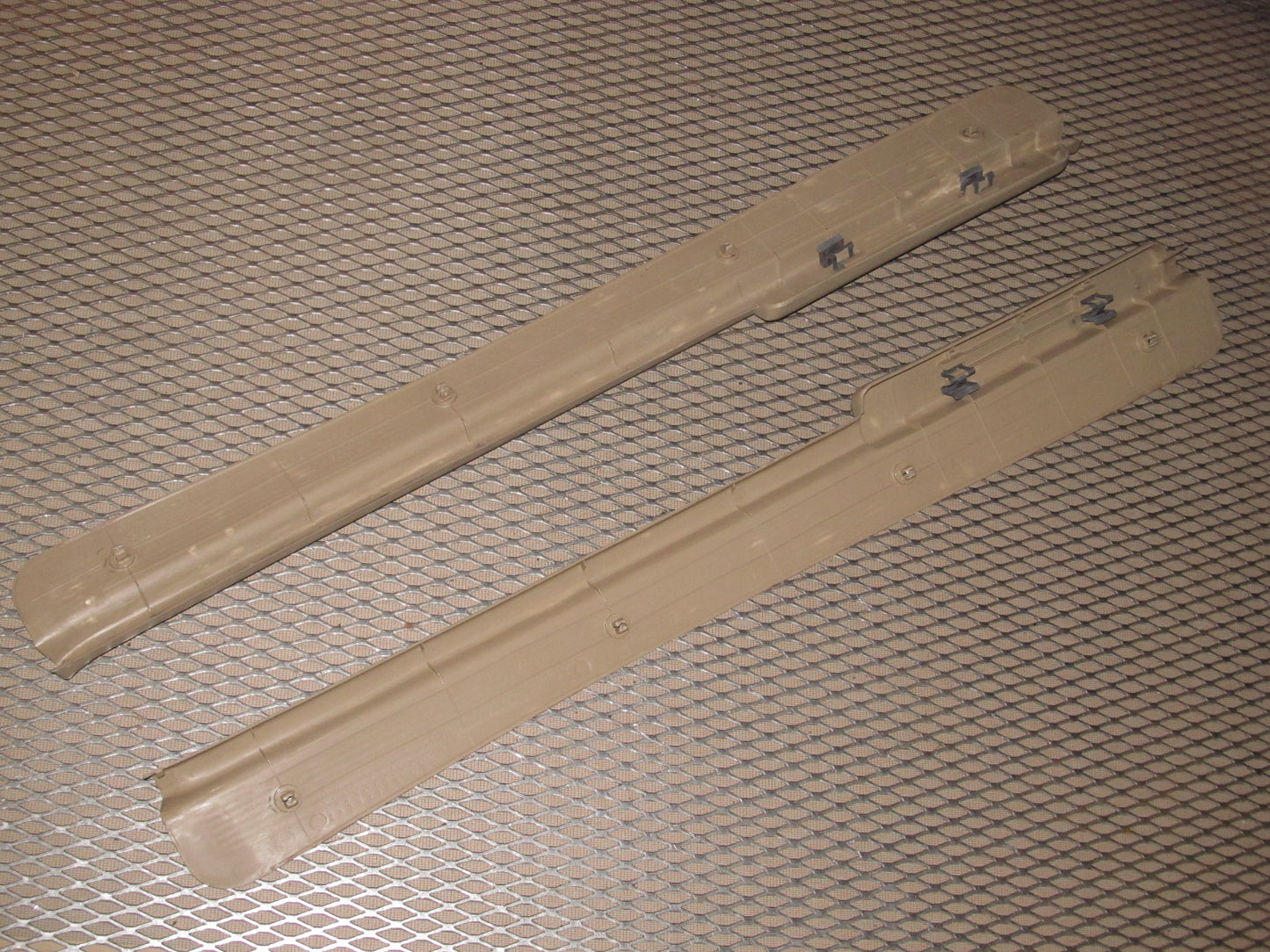 94 95 96 97 Mitsubishi 3000GT OEM Door Sills Cover