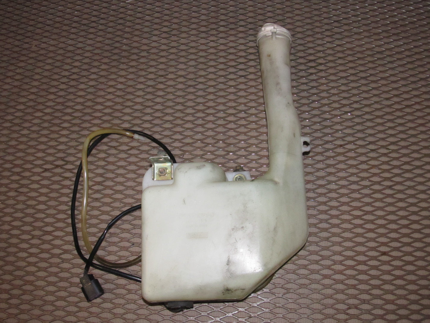 94 95 96 97 Mitsubishi 3000GT OEM Front Windshield Washer Tank Reservoir
