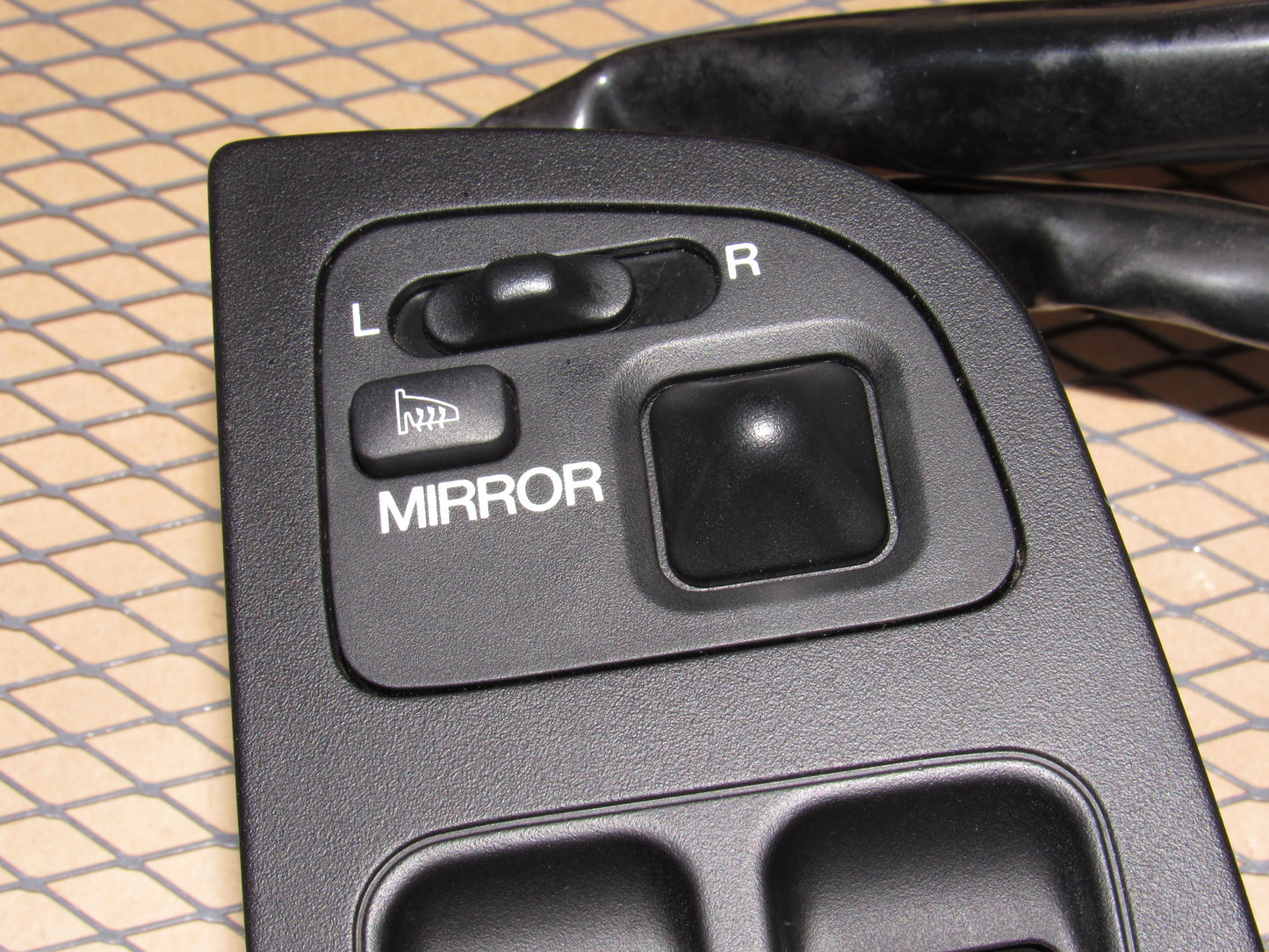 91 92 93 94 95 Acura Legend OEM Front Power Mirror & Window Switch - Left