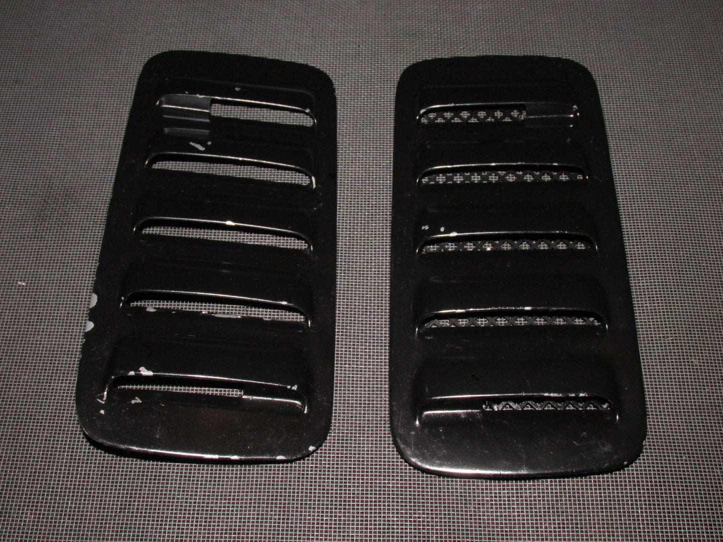 90 91 92 93 Toyota Celica Alltrac OEM Hood Grille Vent Set