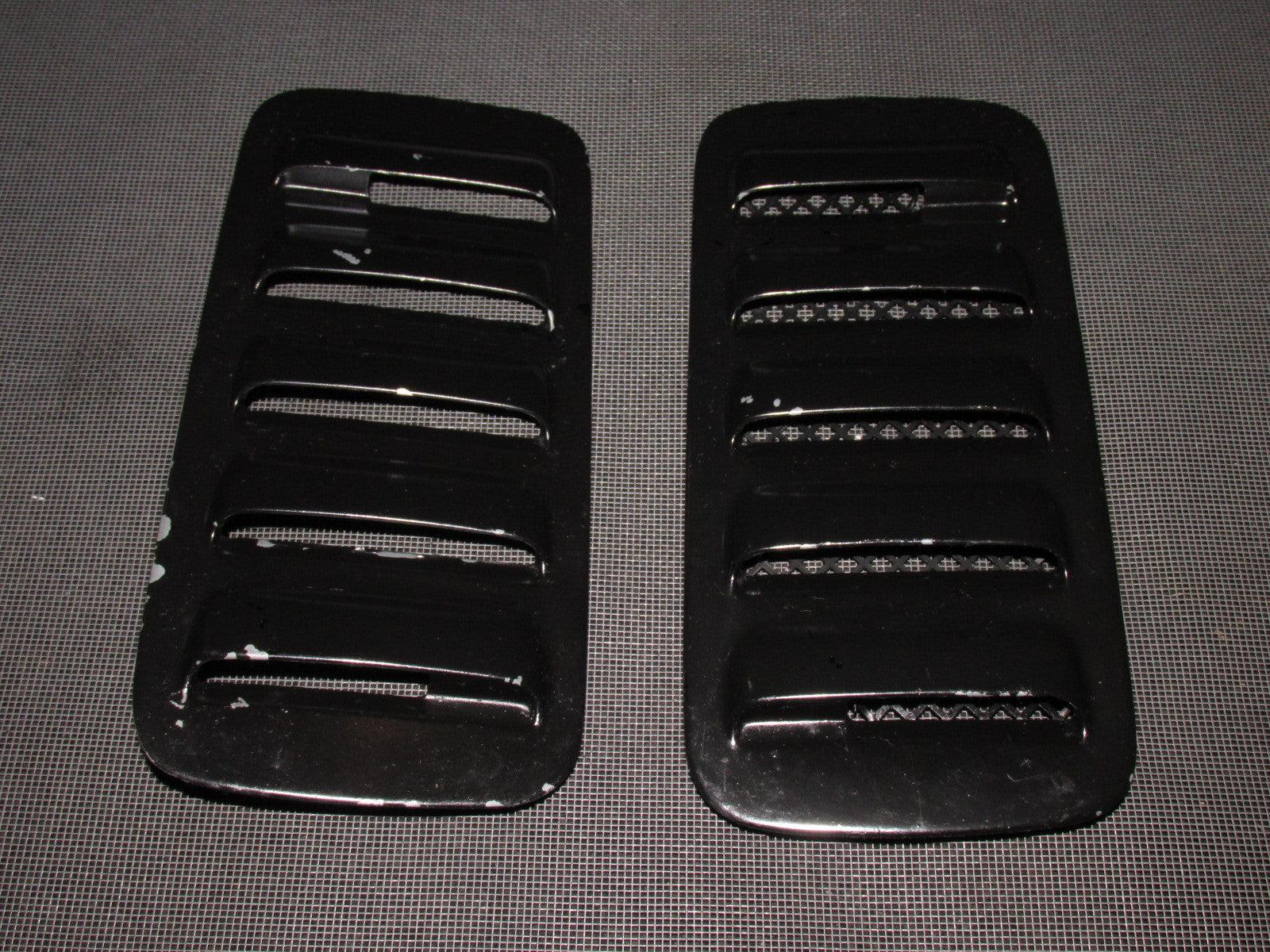 90 91 92 93 Toyota Celica Alltrac OEM Hood Grille Vent Set