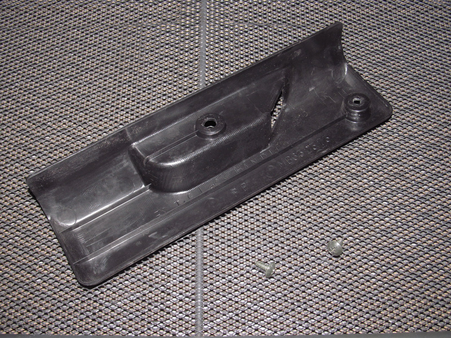 94 95 96 97 Mitsubishi 3000GT OEM Hatch & Gas Door Lever Handle Cover