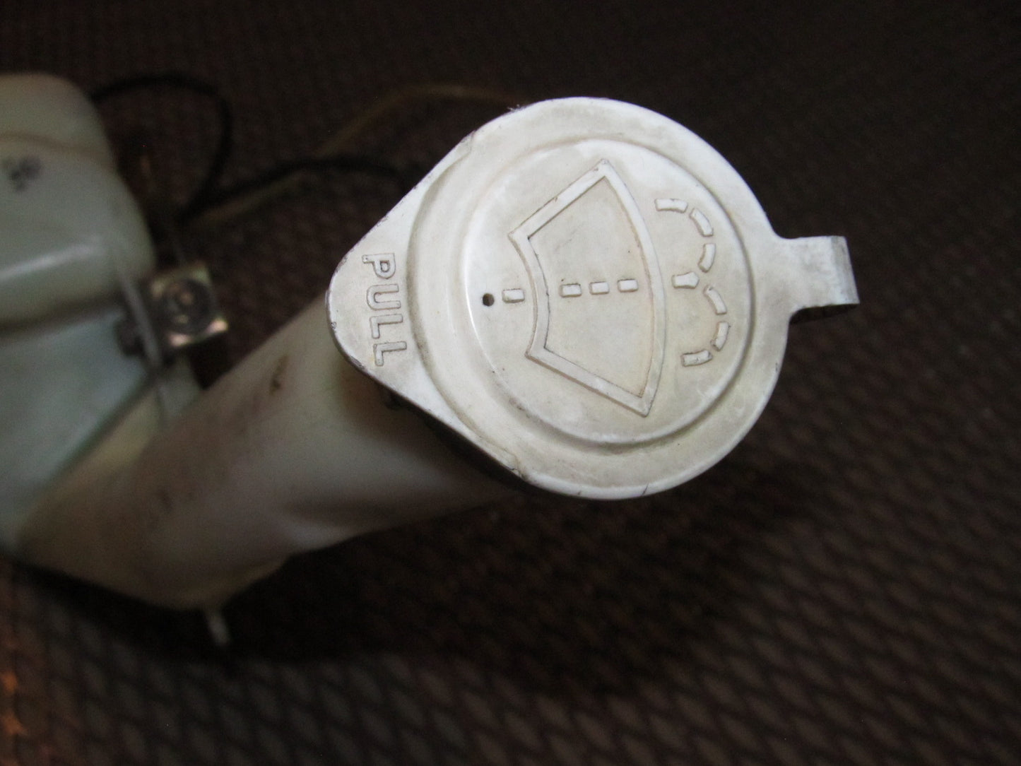94 95 96 97 Mitsubishi 3000GT OEM Front Windshield Washer Tank Reservoir