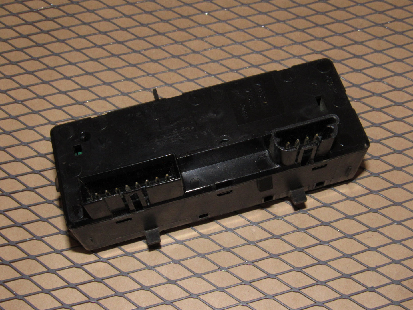 02 Chevrolet Avalanche OEM Auto 4WD 2WD Transfer Case Switch