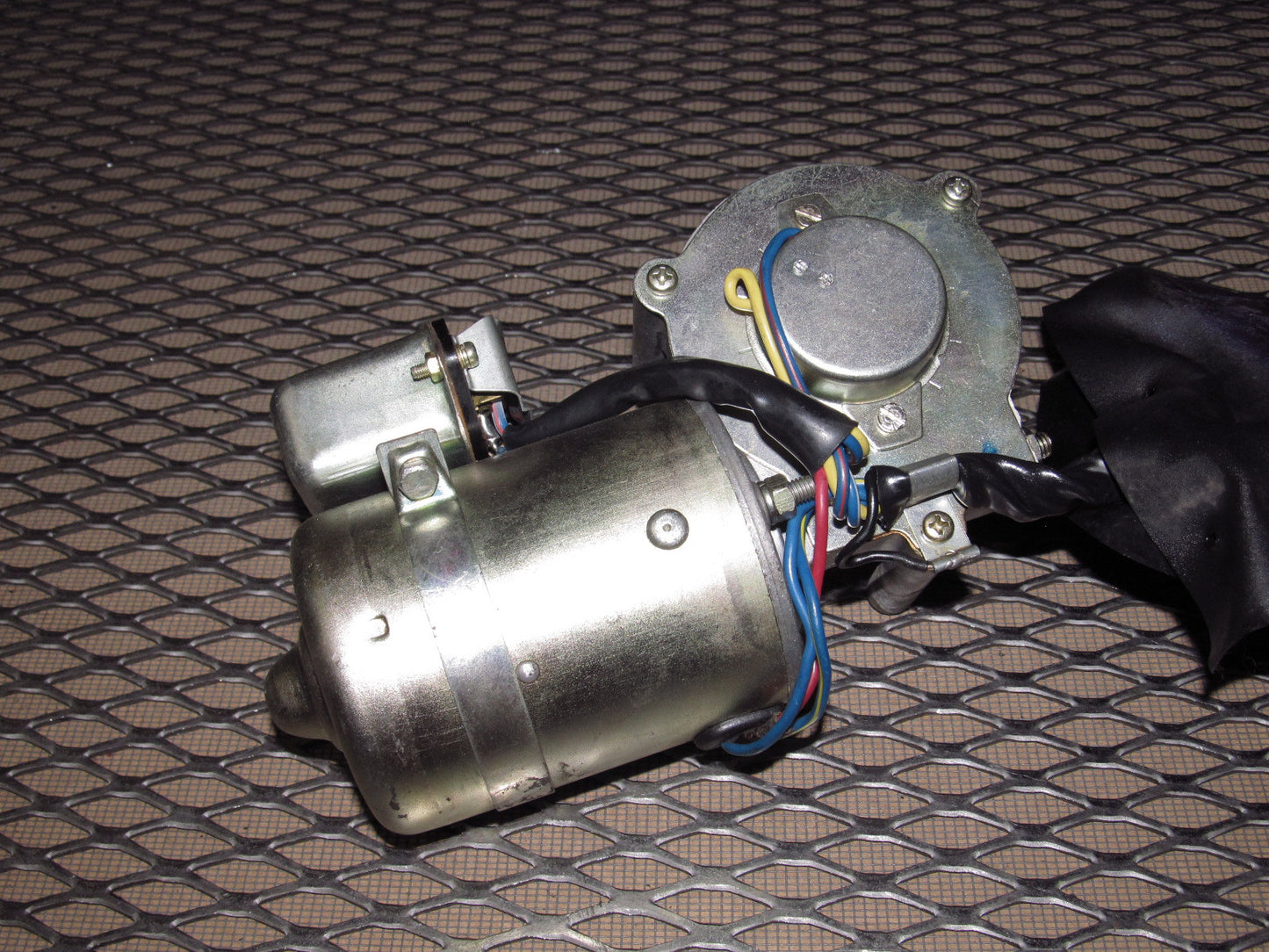 72 73 Datsun 240z OEM Front Wiper Motor