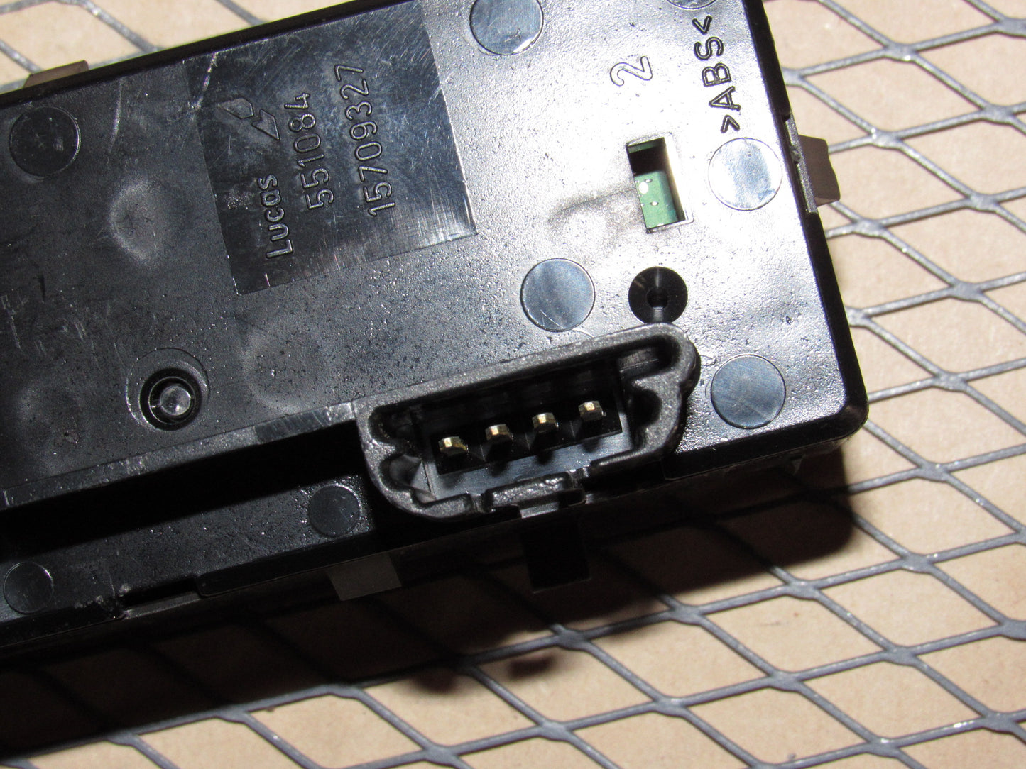 02 Chevrolet Avalanche OEM Auto 4WD 2WD Transfer Case Switch