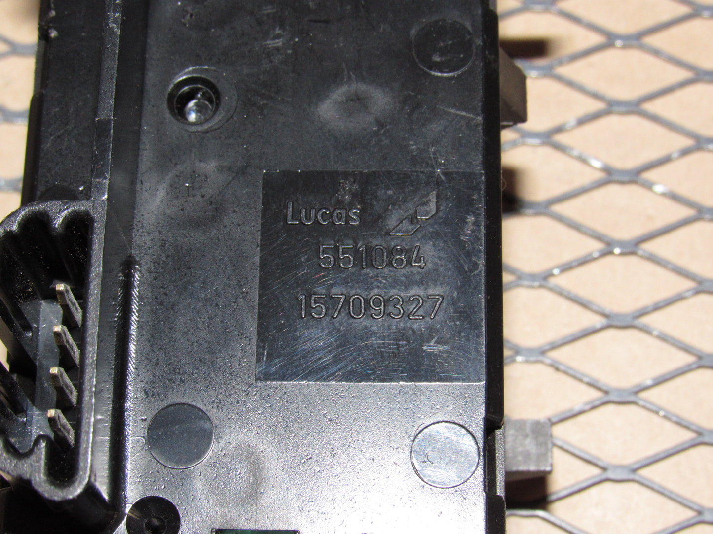 02 Chevrolet Avalanche OEM Auto 4WD 2WD Transfer Case Switch