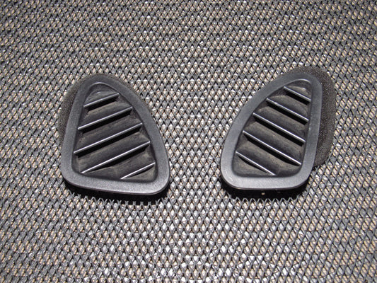 94 95 96 97 Mazda Miata OEM Dash Defroster Vent