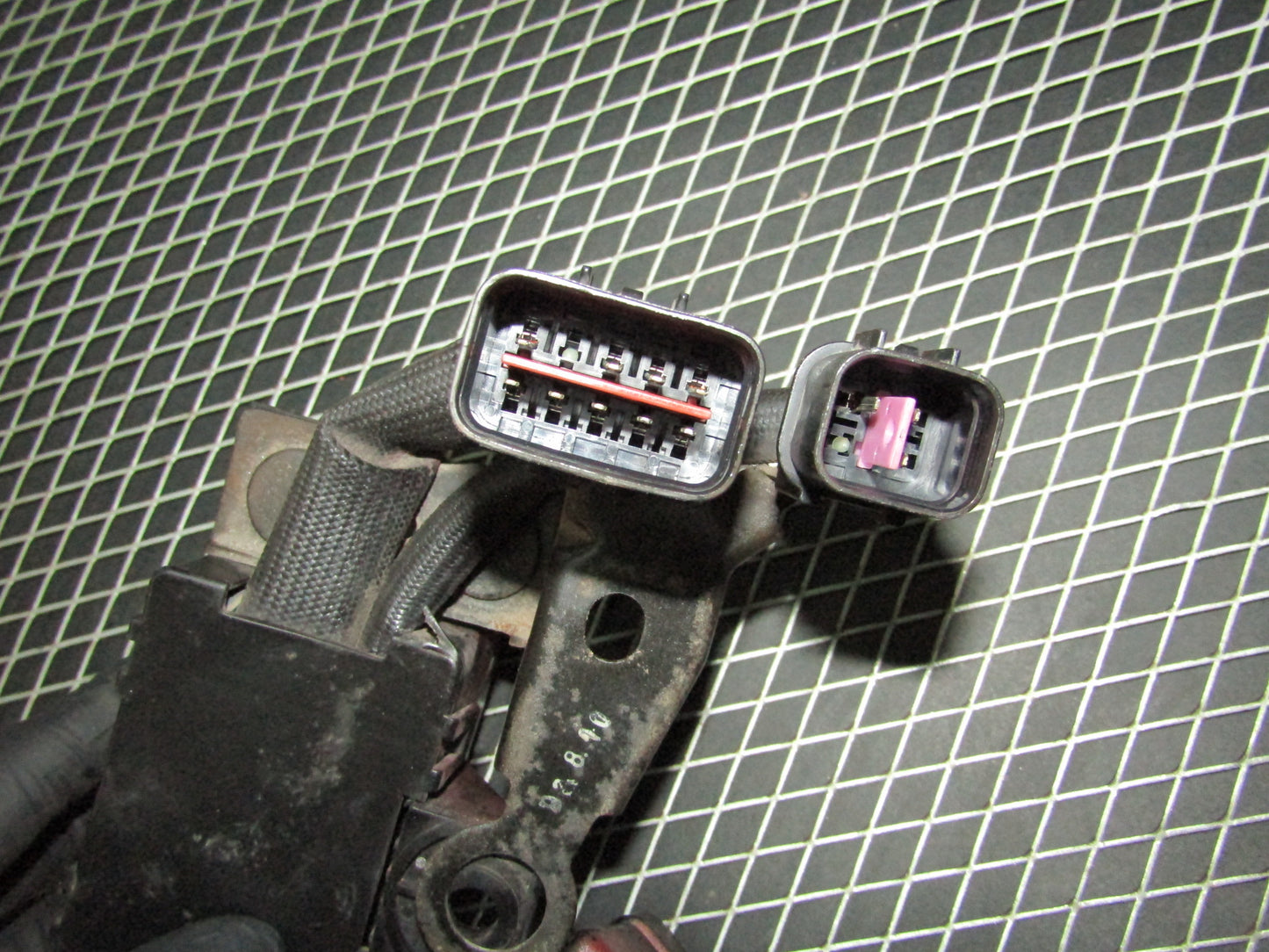 94 95 96 97 Mitsubishi 3000GT OEM A/C System Fuse Box