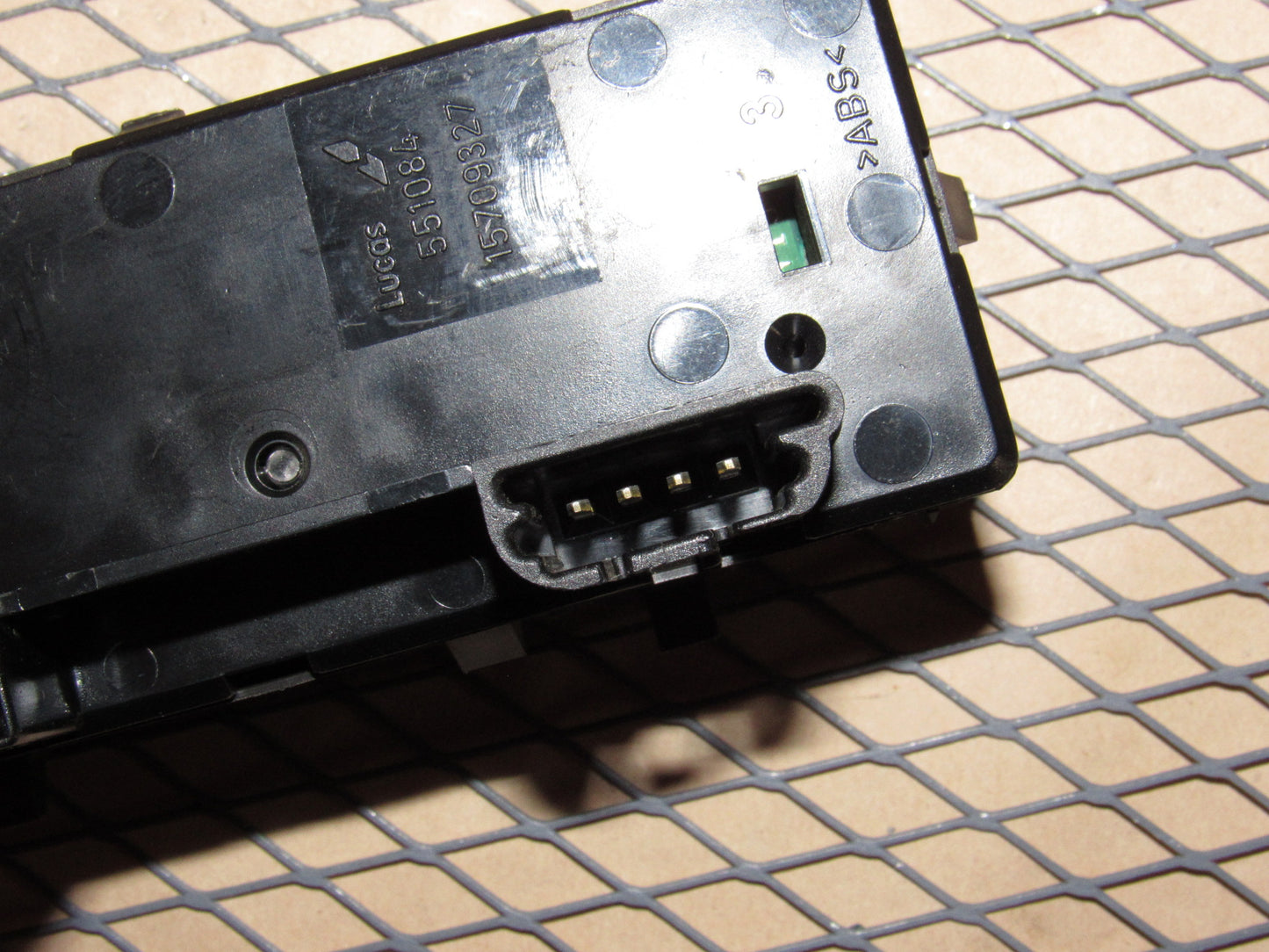 00 01 02 Chevrolet Suburban OEM Auto 4WD 2WD Transfer Case Switch