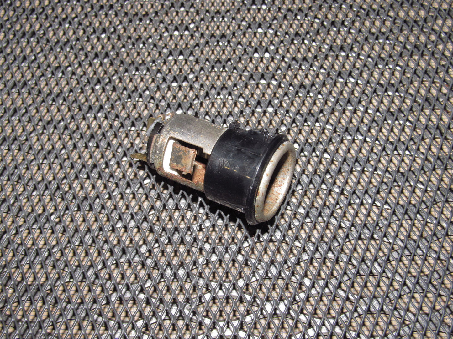 94 95 96 97 Mazda Miata OEM 12 Volt Adapter