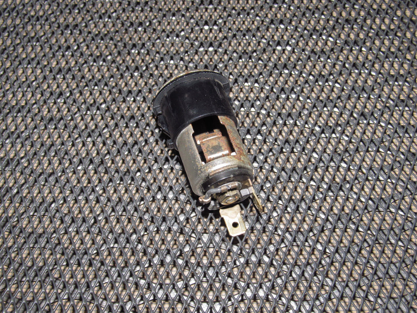 94 95 96 97 Mazda Miata OEM 12 Volt Adapter