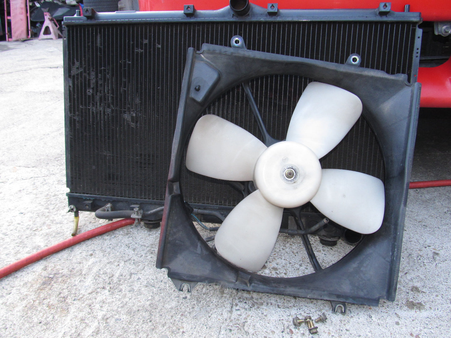 94 95 96 97 Mitsubishi 3000GT OEM A/C Condenser Cooling Fan - Right