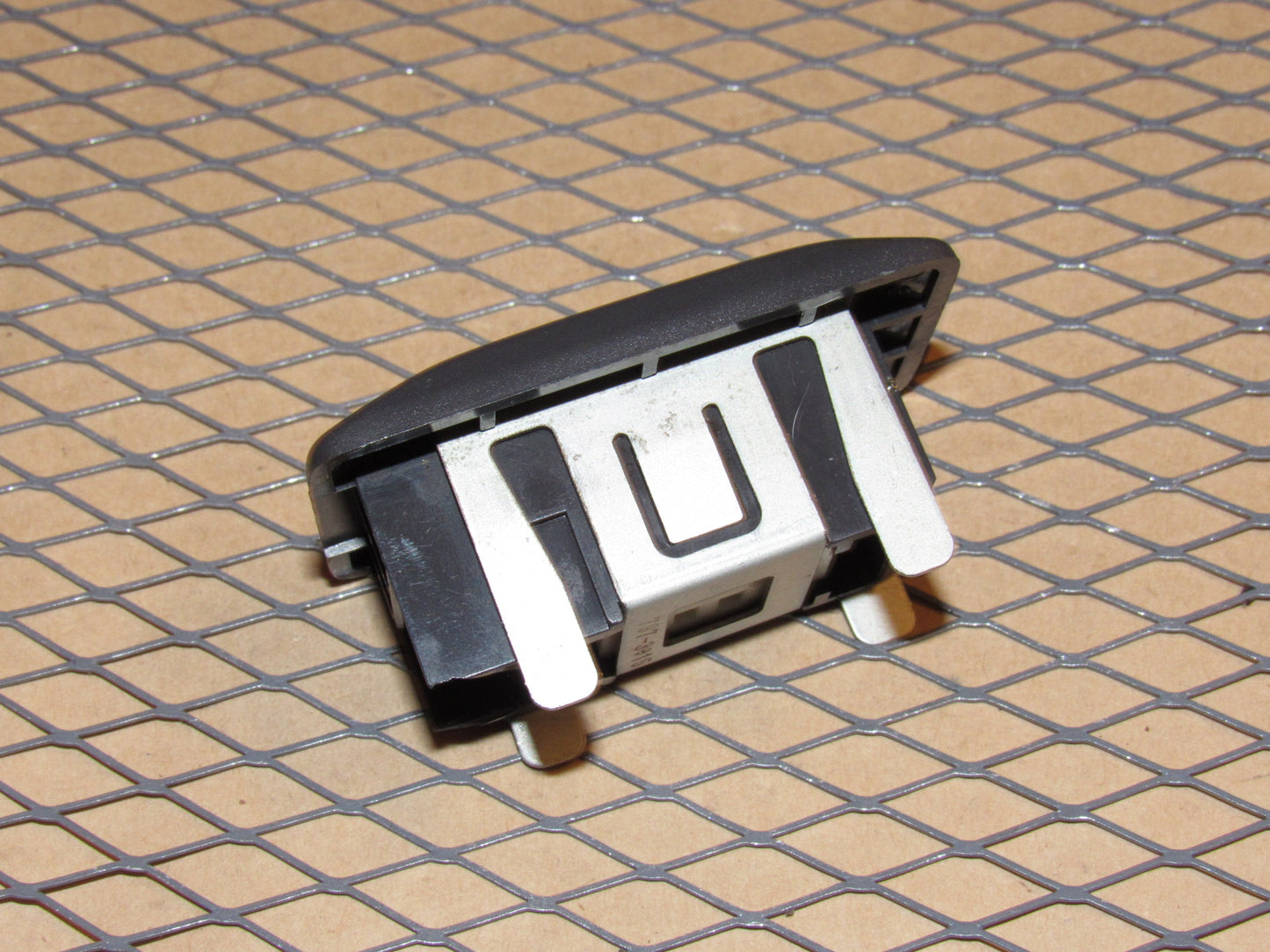 88 89 Toyota Corolla OEM Front Power Door Lock Switch