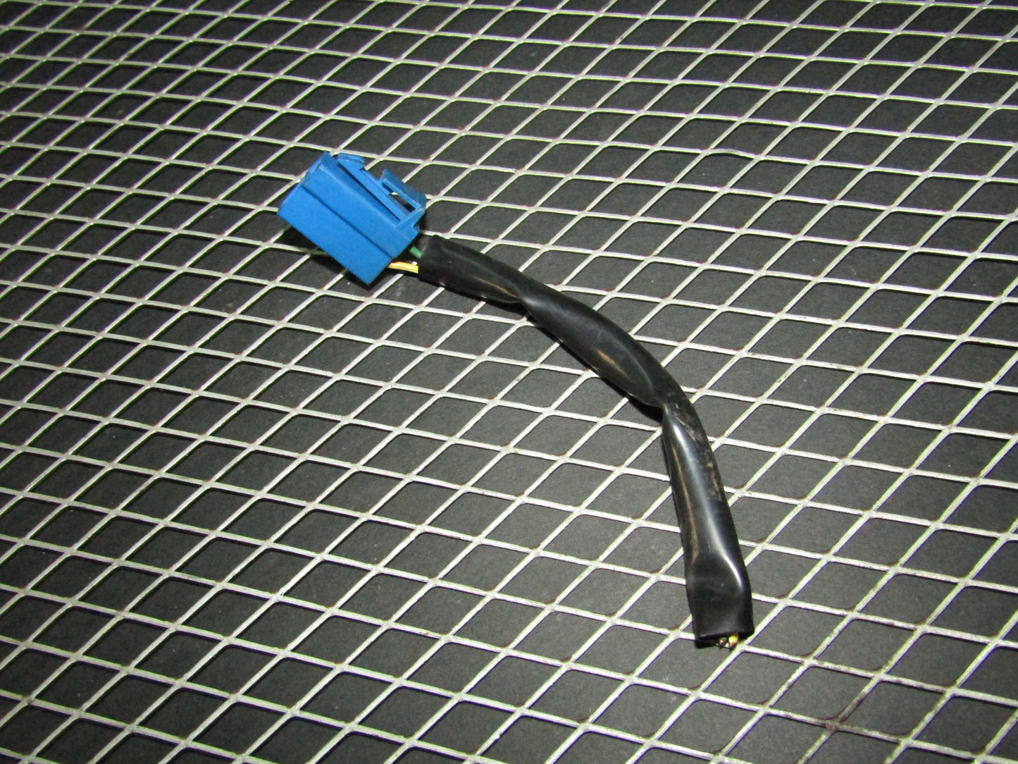 94 95 96 97 Mitsubishi 3000GT OEM Chime Buzzer Unit Pigtail Harness
