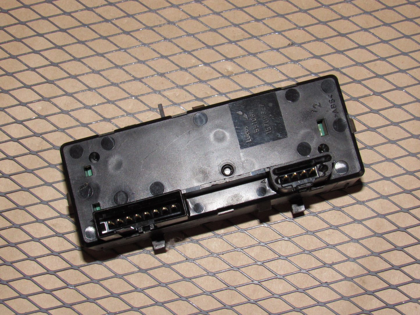 00 01 02 Chevrolet Tahoe OEM Auto 4WD 2WD Transfer Case Switch
