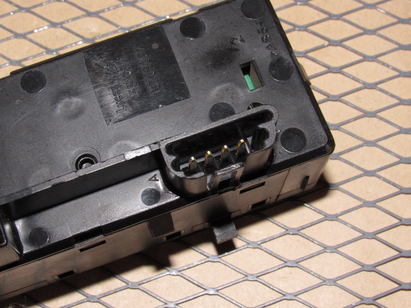 00 01 02 Chevrolet Tahoe OEM Auto 4WD 2WD Transfer Case Switch