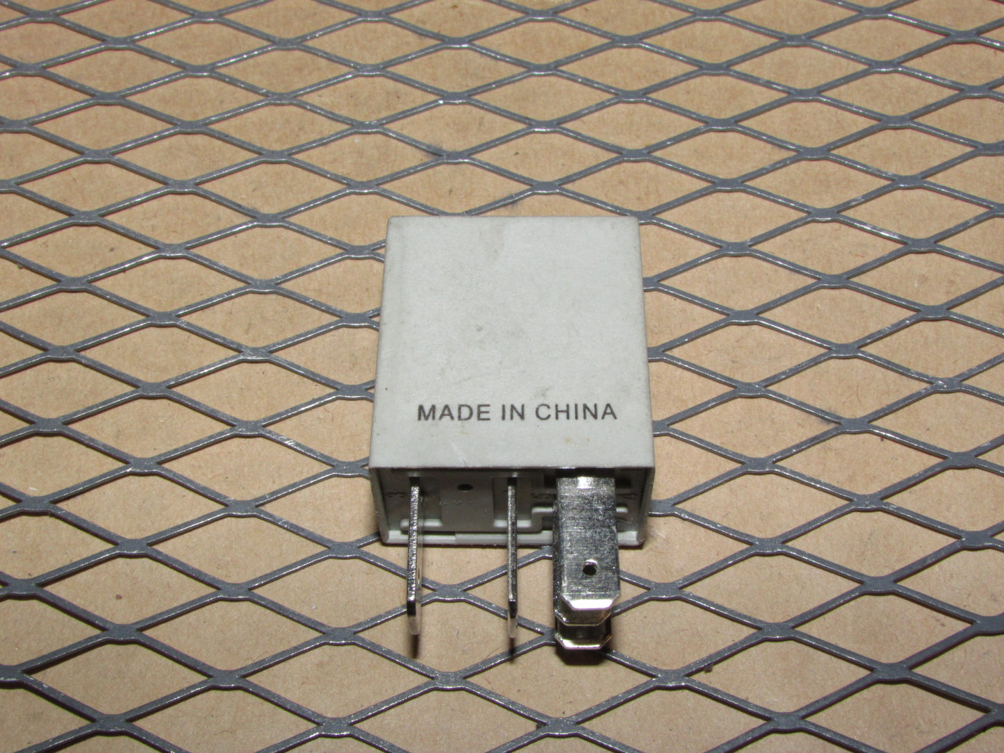 Universal Relay S03 SH111G - 5 Prongs