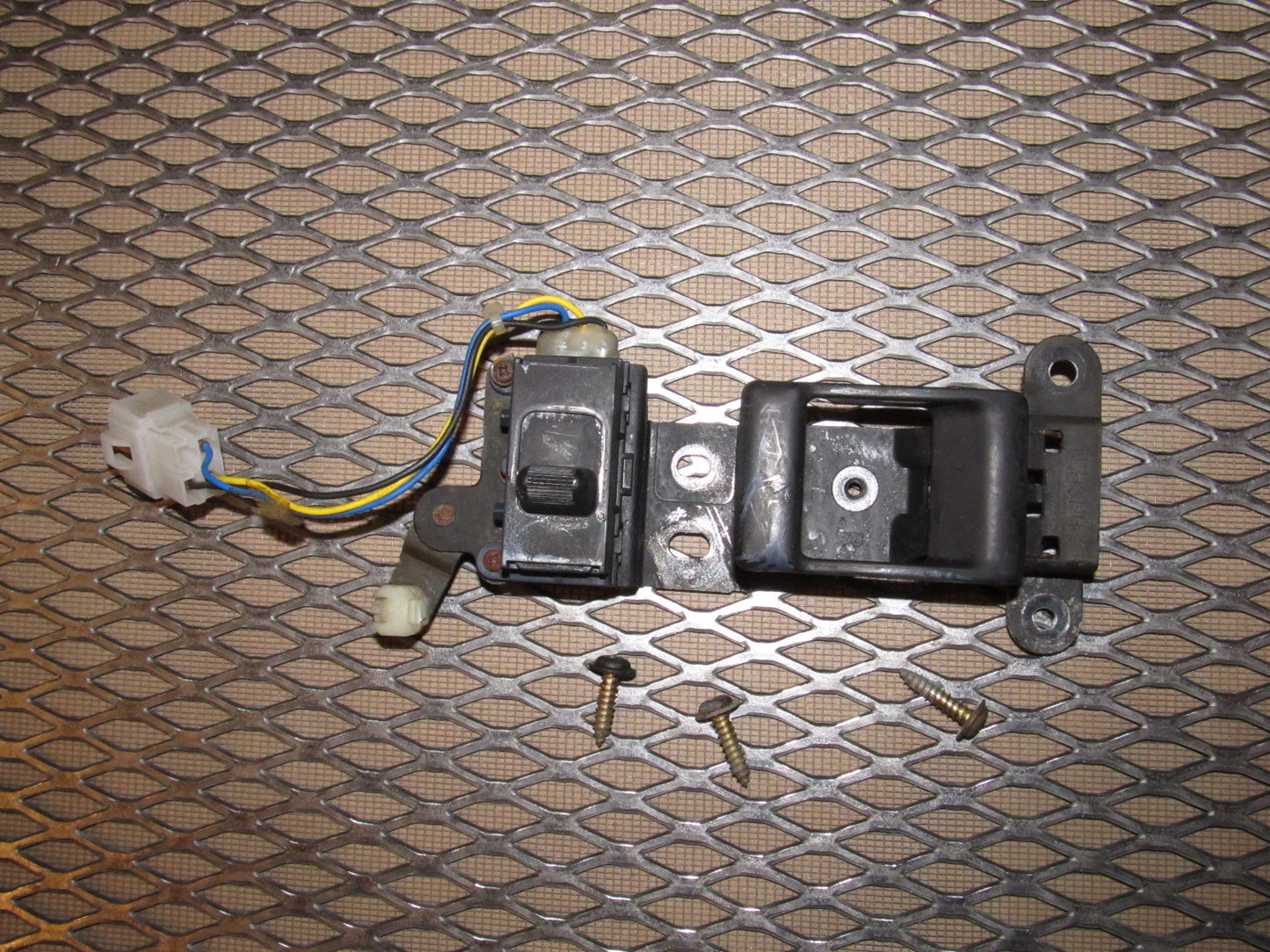86 87 88 Mazda RX7 OEM Convertible Interior Door Handle - Right