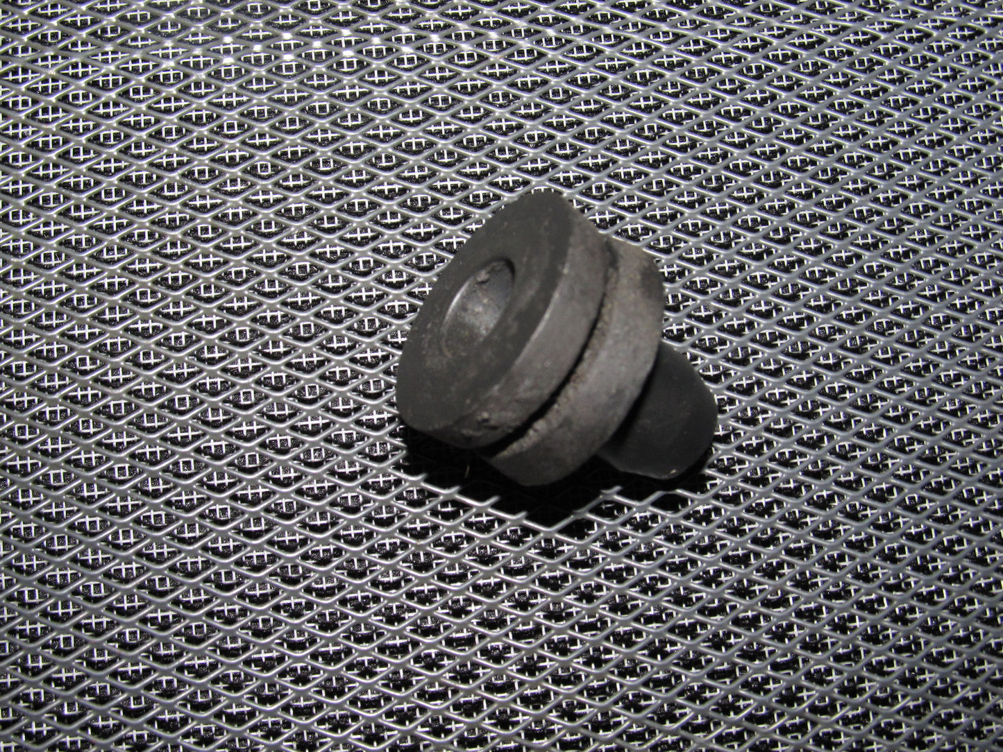 89 90 91 92 93 94 Nissan 240SX OEM Radiator Mounting Bushing