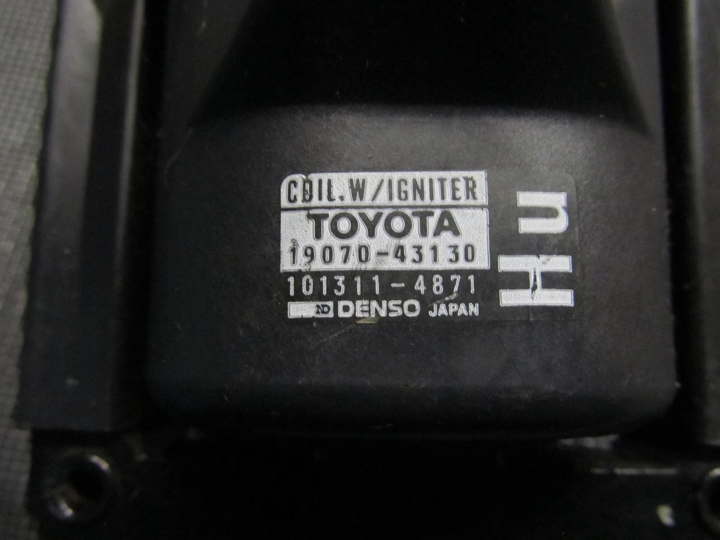 86 87 88 Supra Non Turbo OEM Ignition Coil 19070-43130