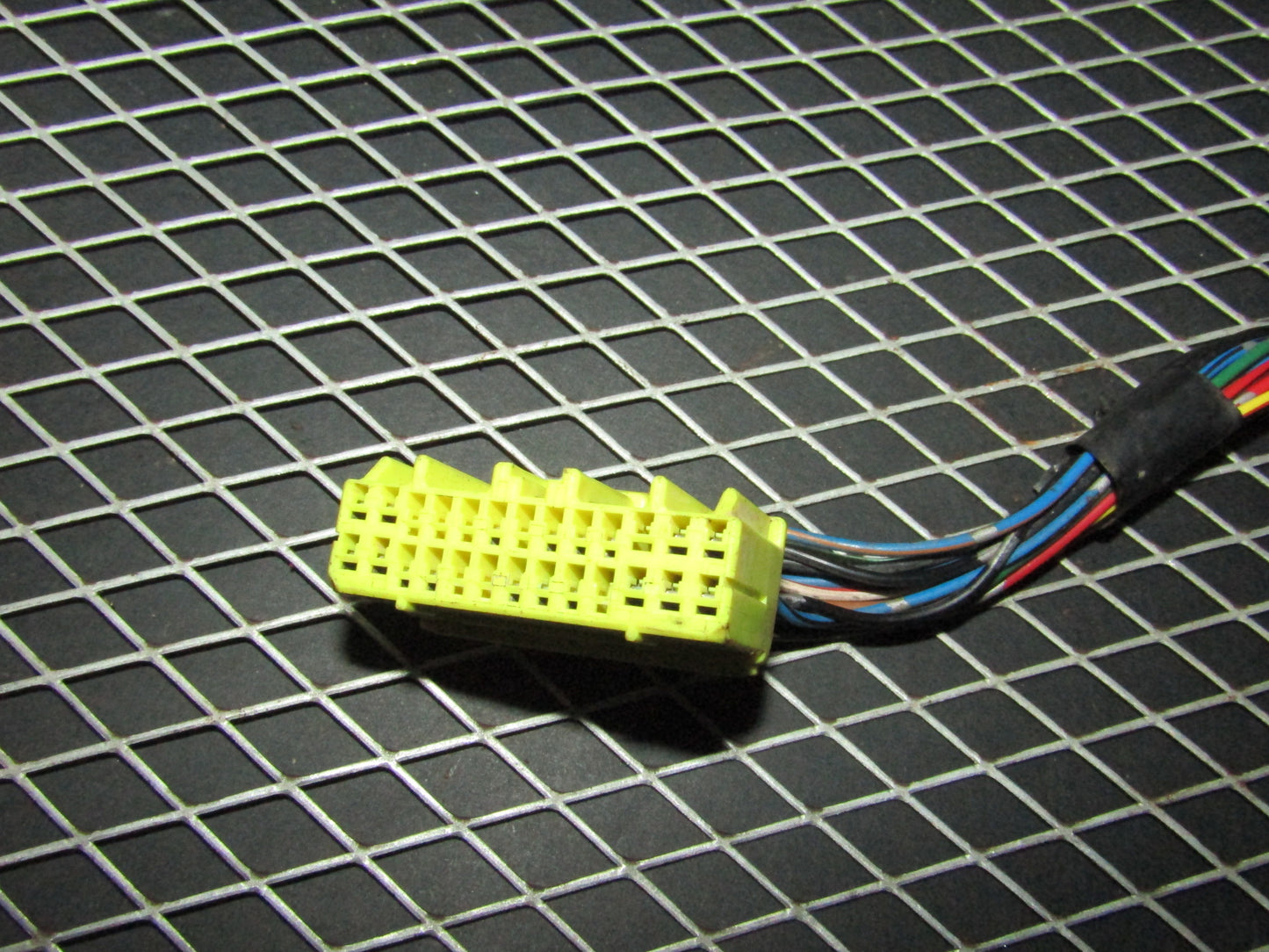 94 95 96 97 Mitsubishi 3000GT OEM Cruise Control Module Computer Pigtail Harness